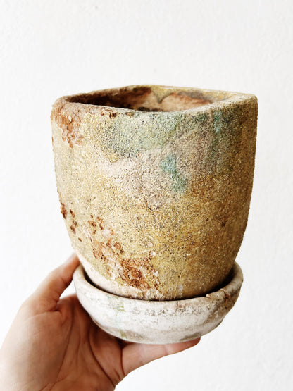 Vintage Pot with Tray