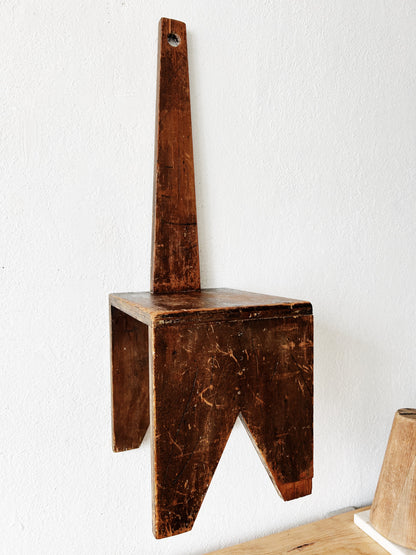 Primitive Shaker Milking Stool