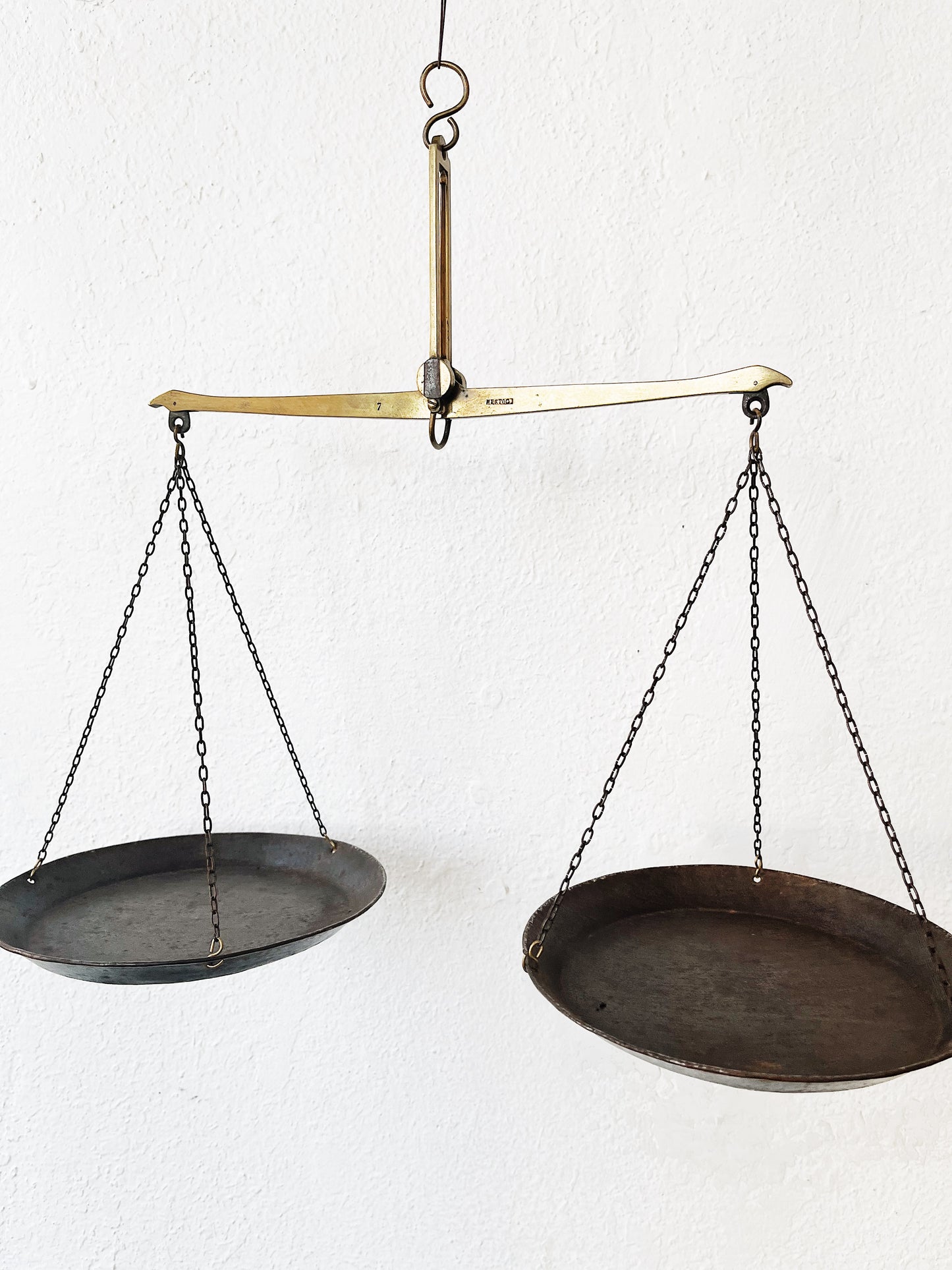 Antique Dutch Market Scale