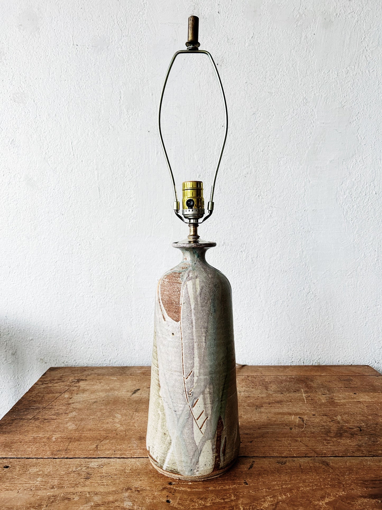 Vintage Signed Klickitat Pottery Lamp with Shade