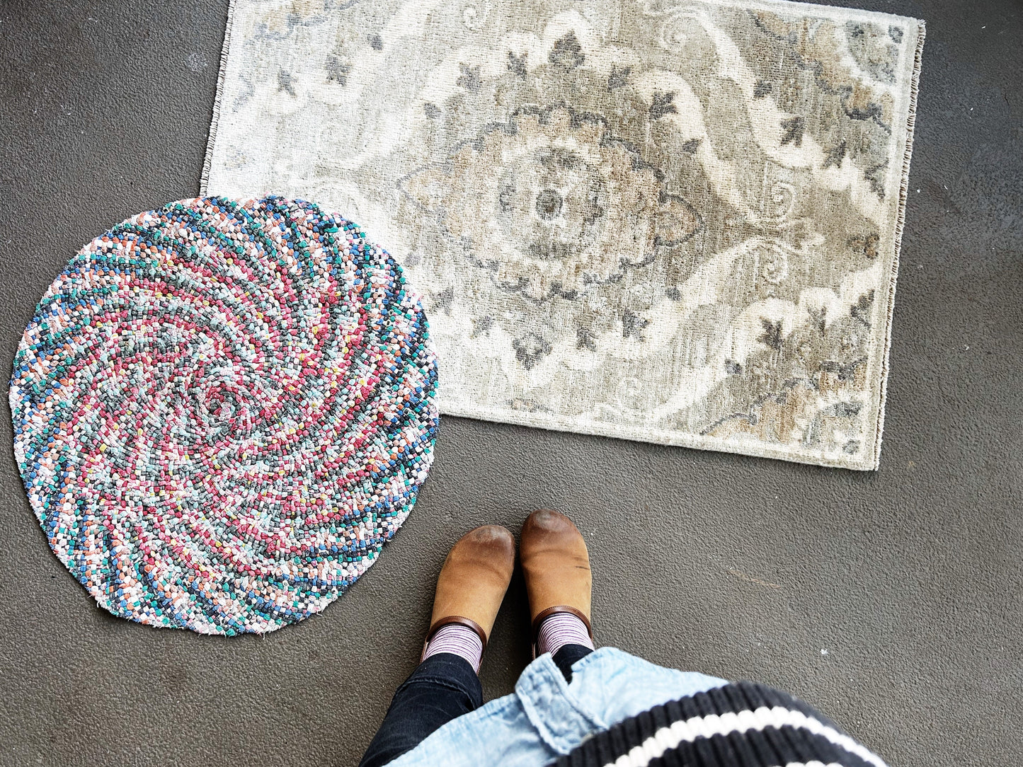 Lee Joffa Hand Knotted Wool Rug Pakistan