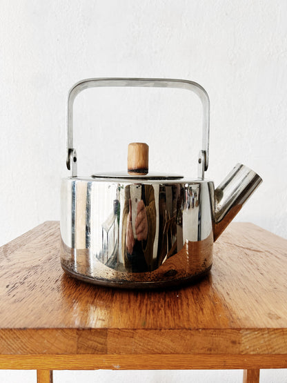 Vintage Modernist Kettle