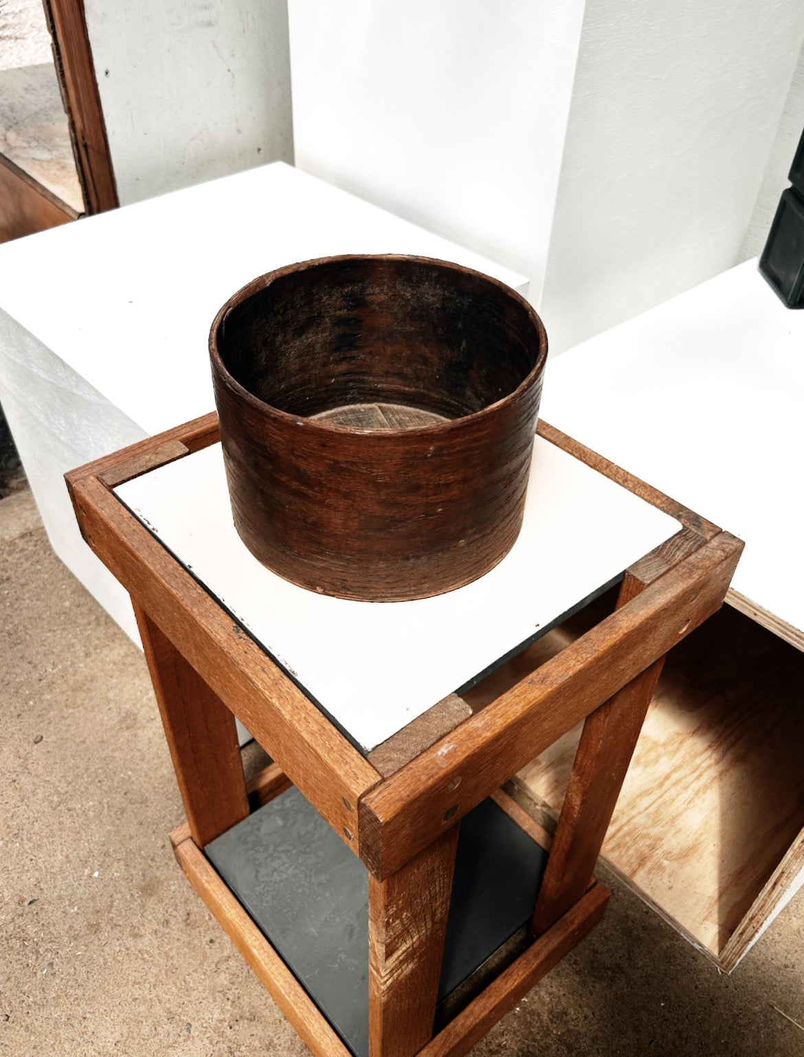 Primitive Wood Grain Measure Bowl