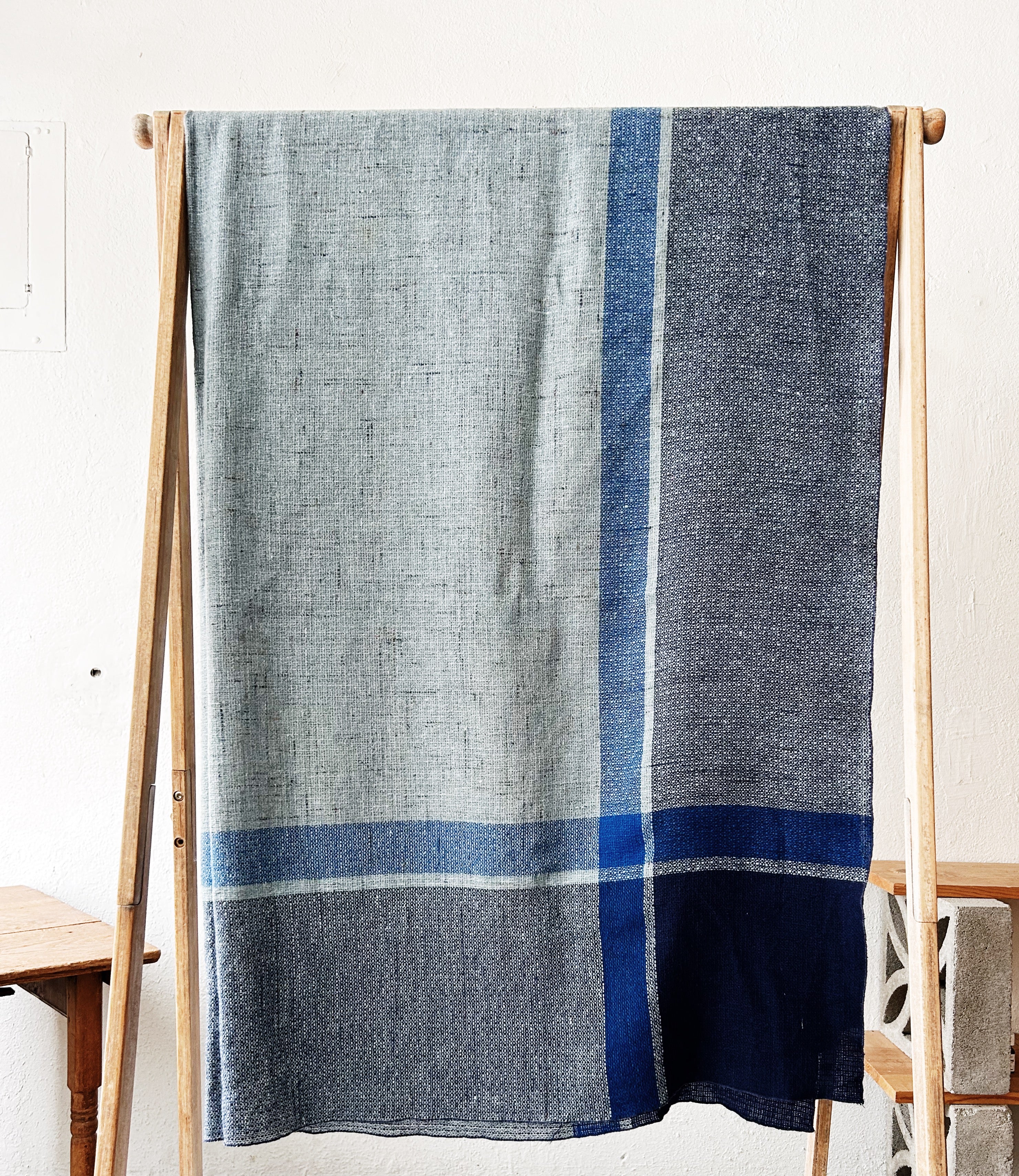 Vintage Woven Tablecloth - Thumbnail 2