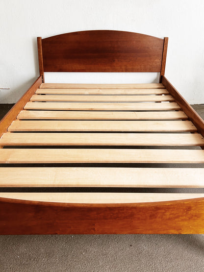 Vintage Charles Webb Full Bed in Cherry