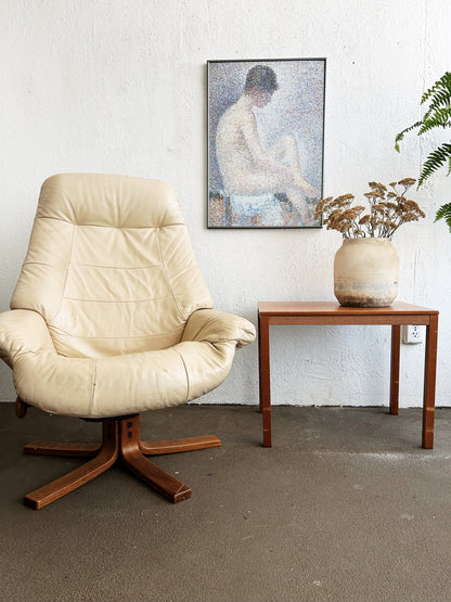 Vintage Leather Swivel Lounge Chair