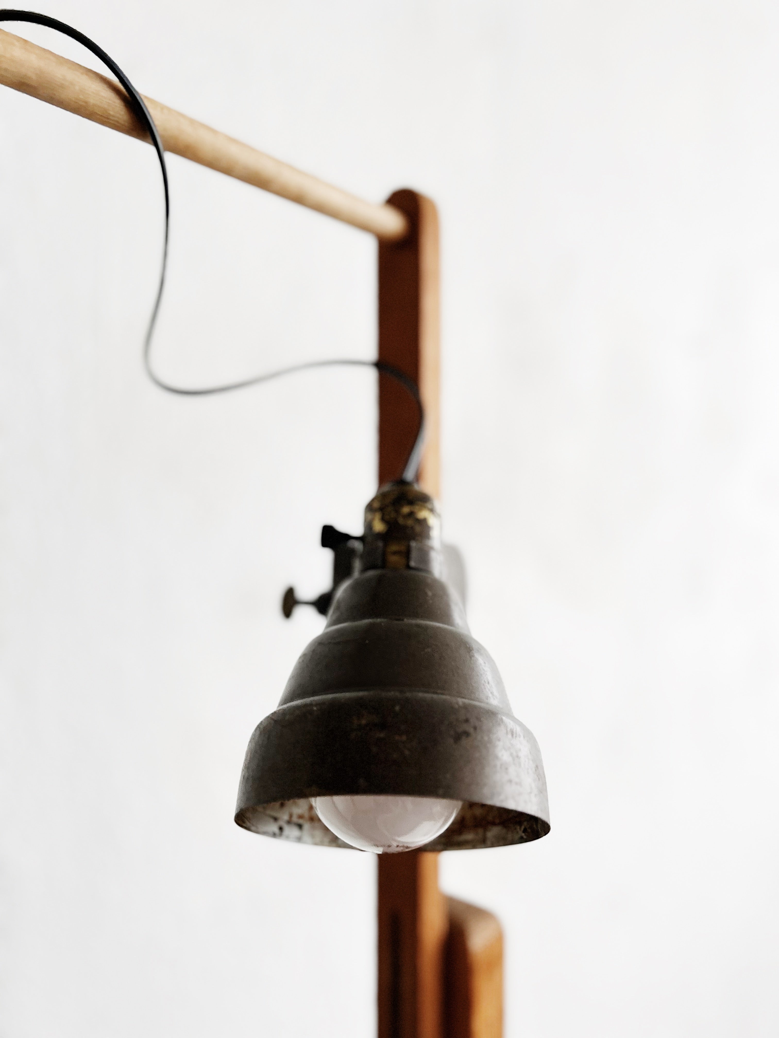 Rare Machine Age Beehive Lamp - Thumbnail 2