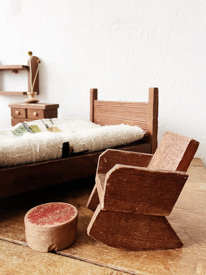 Vintage Folk Doll Furniture