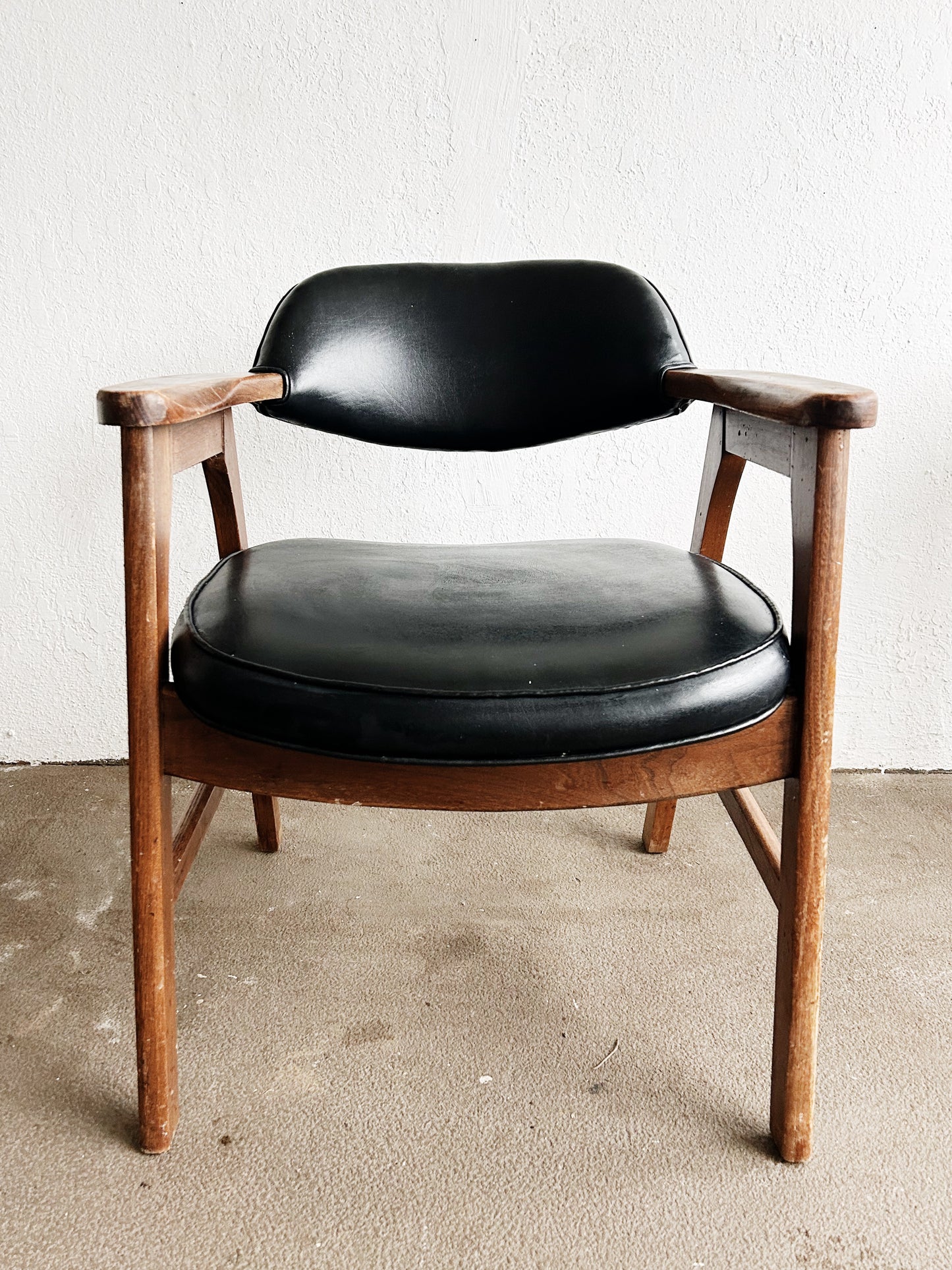 Vintage Gunlocke Style Chair