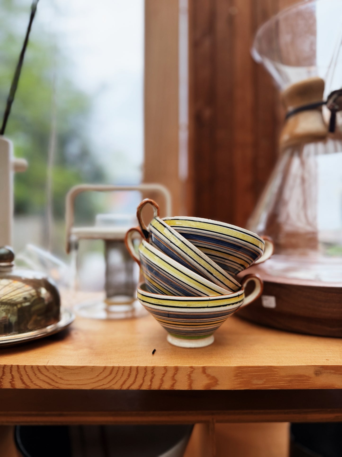 Set 4 Vintage Japanese Cups