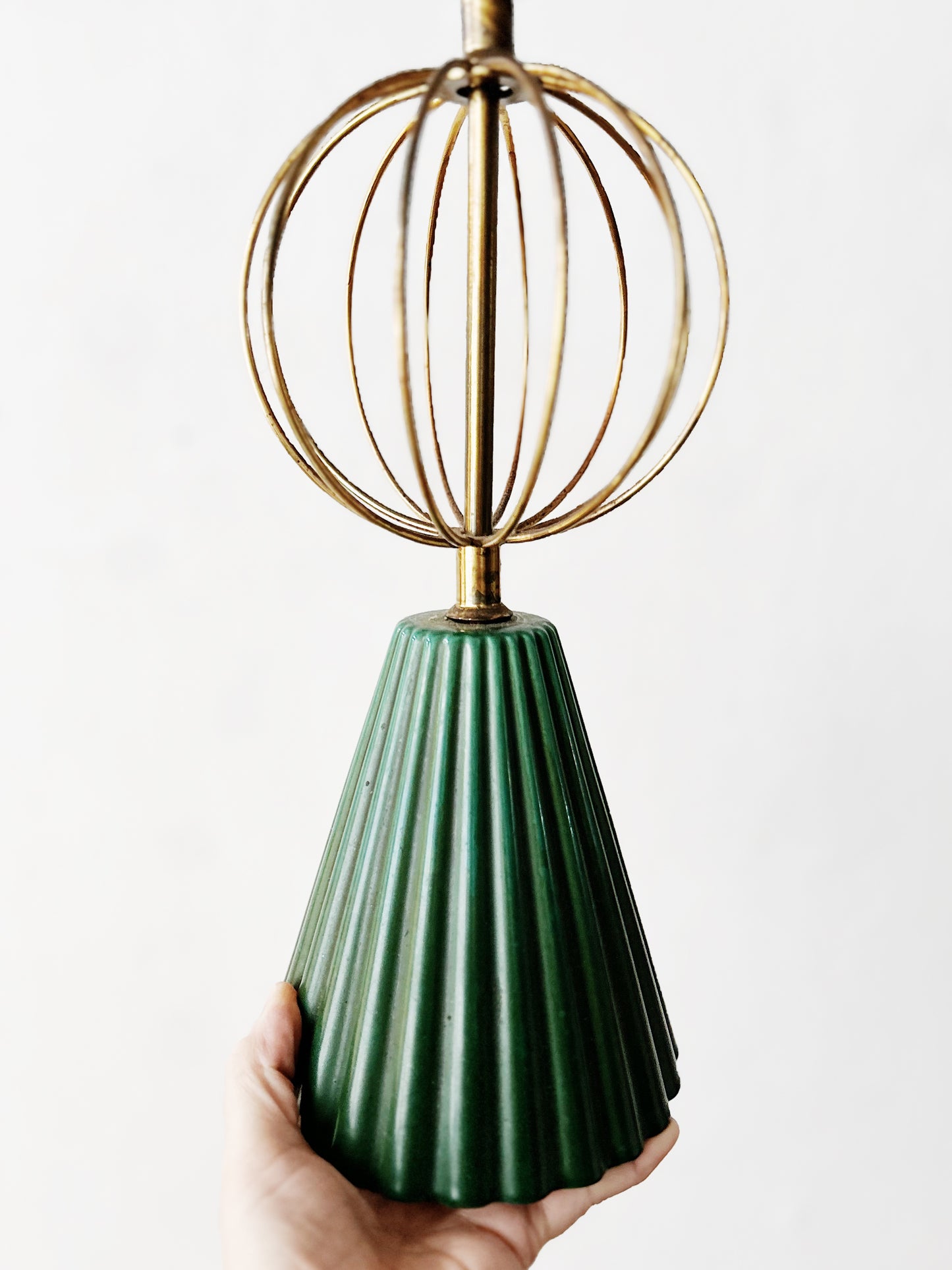 Ceramic Mid Modern Lamp