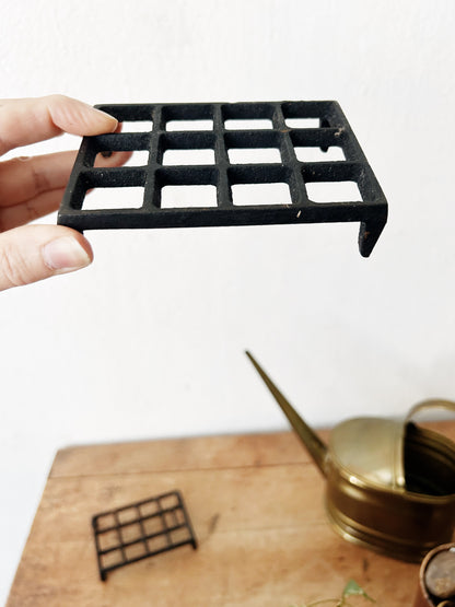 Vintage Footed Iron Trivet