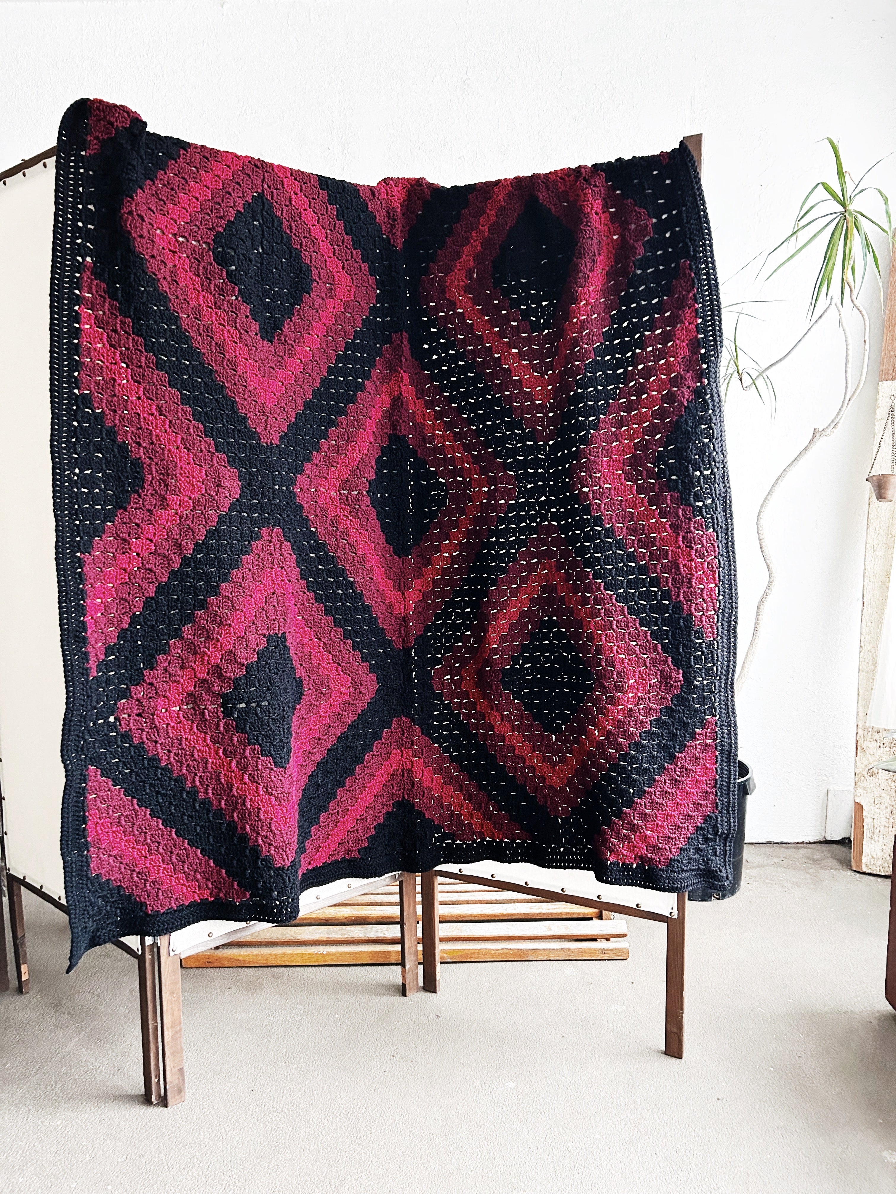 Diamond Crochet Afghan - Thumbnail 2