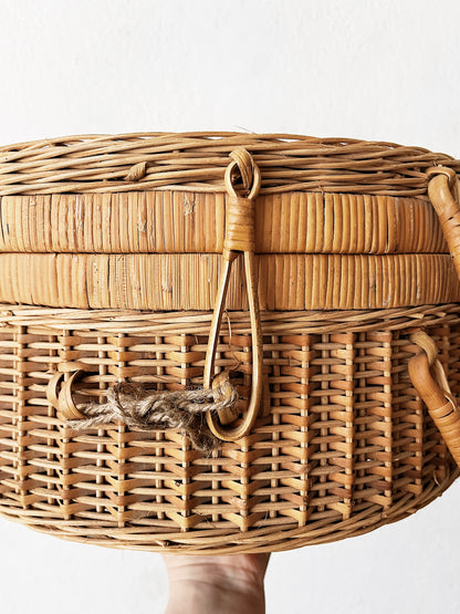 Vintage Picnic Basket
