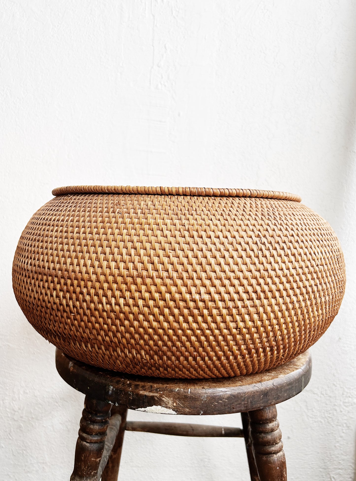 Larger Sized Lidded Bun Basket