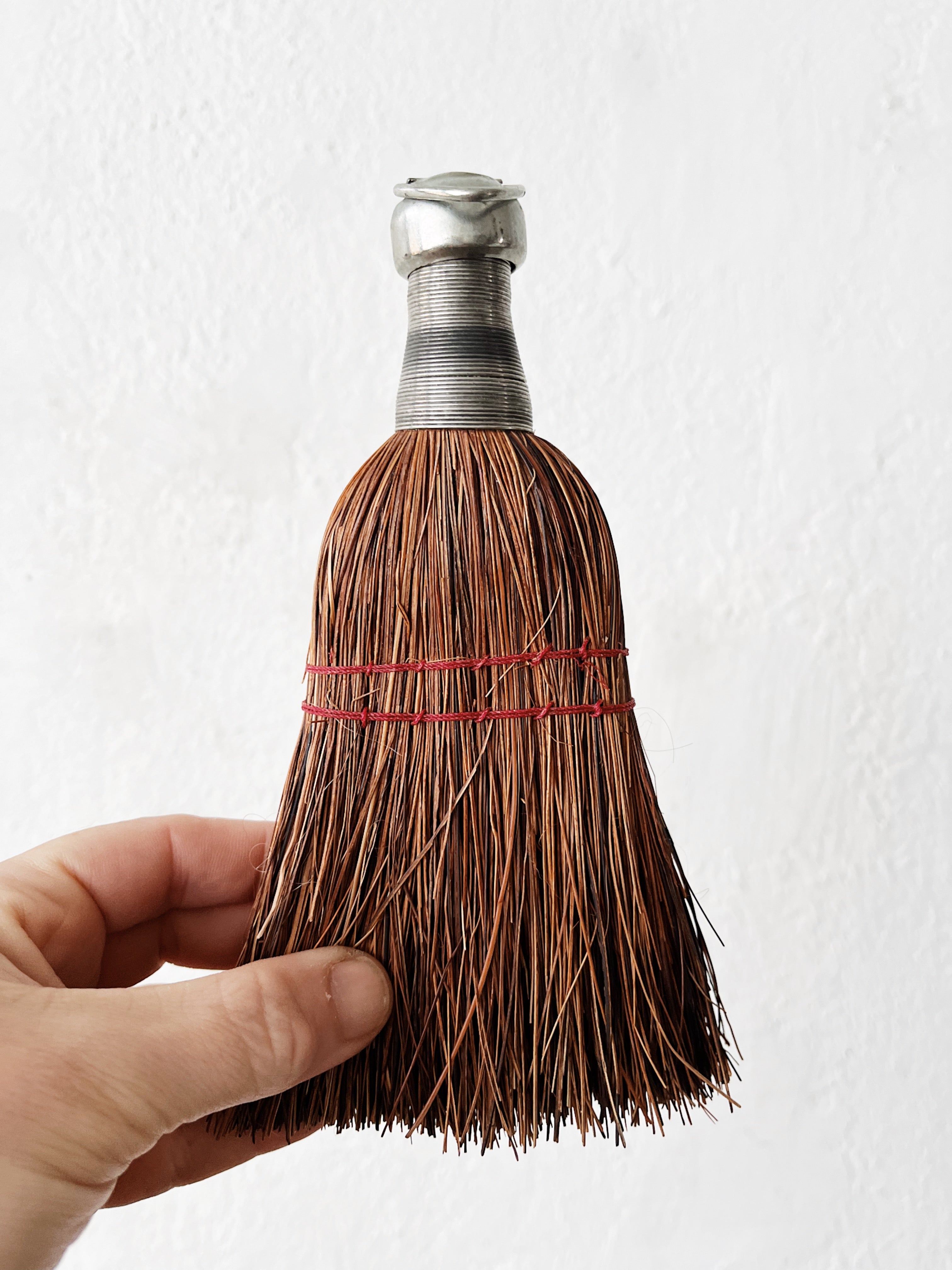 Antique Hungarian Hand Broom - Thumbnail 2