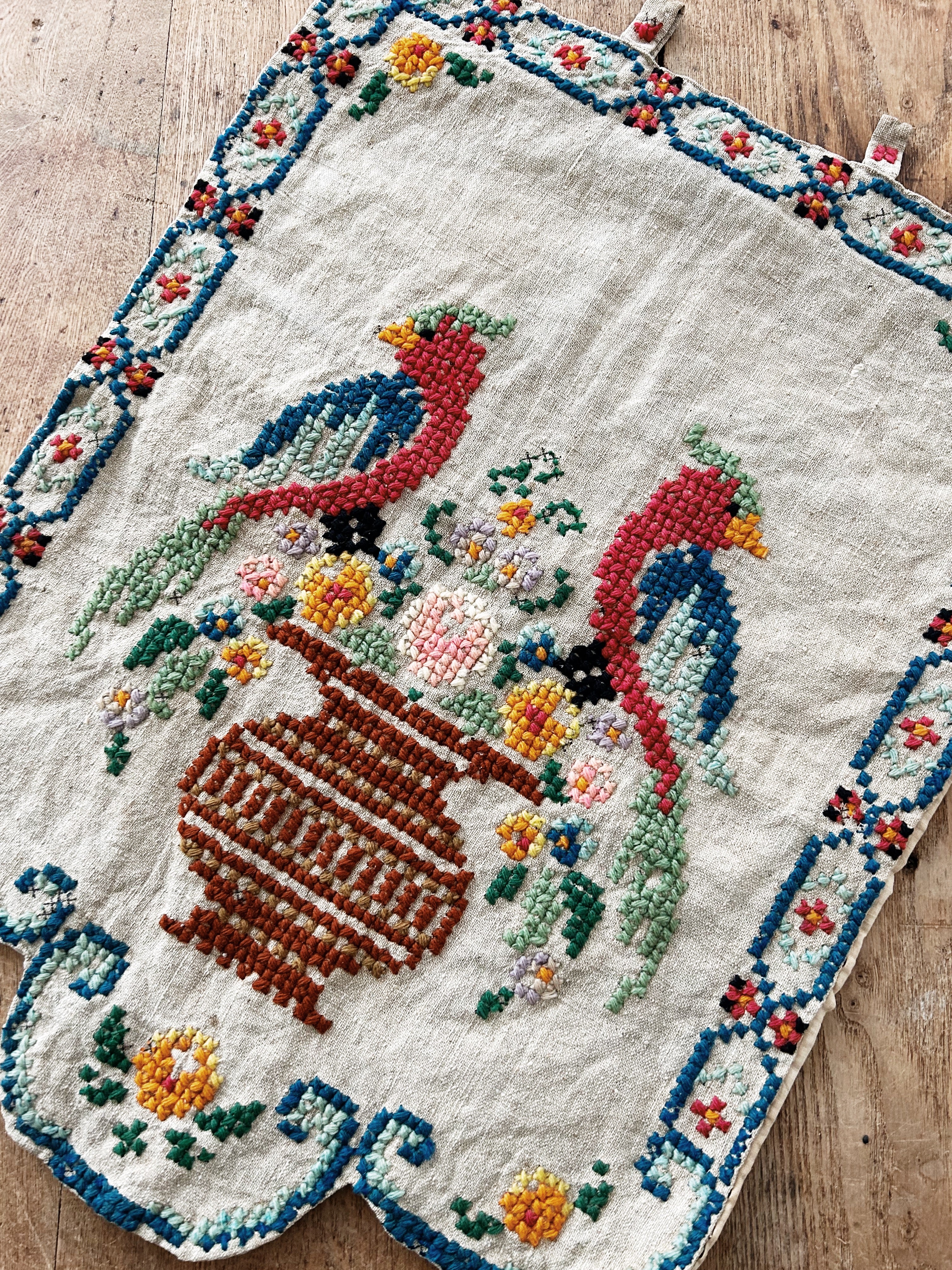 Vintage Crewel Needlework Tapestry Wall Hanging - Thumbnail 4