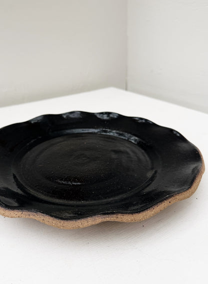Handmade Ruffle Edge Plate Set