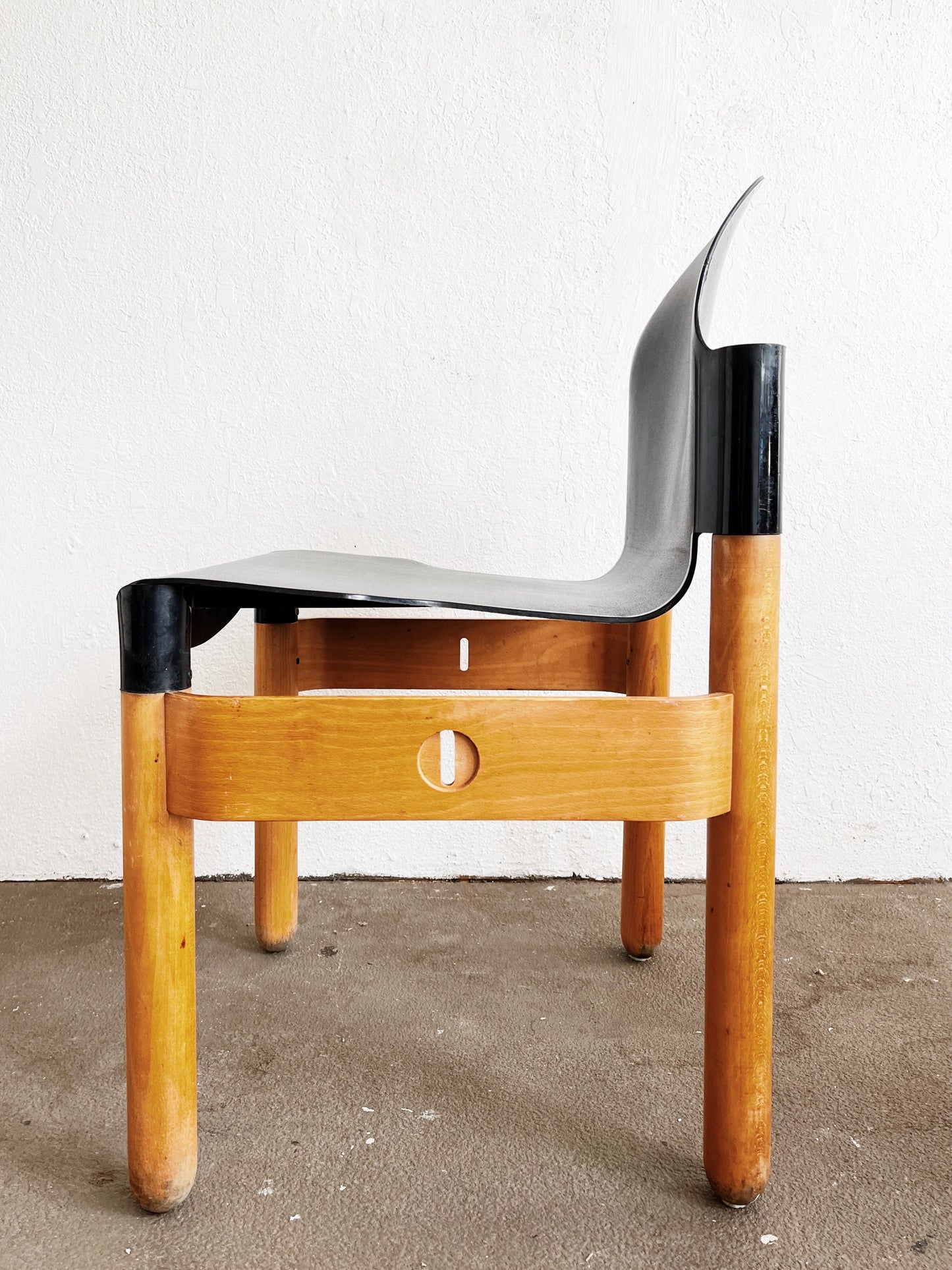 Post Mod Flex 2000 Chair Thonet