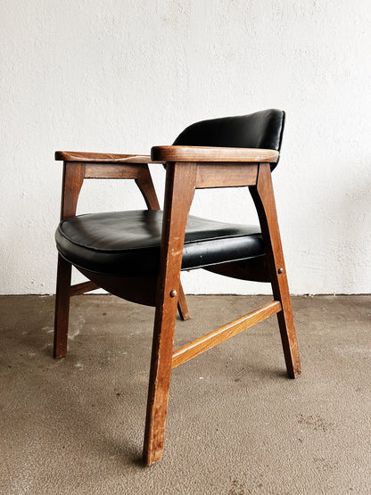 Vintage Gunlocke Style Chair