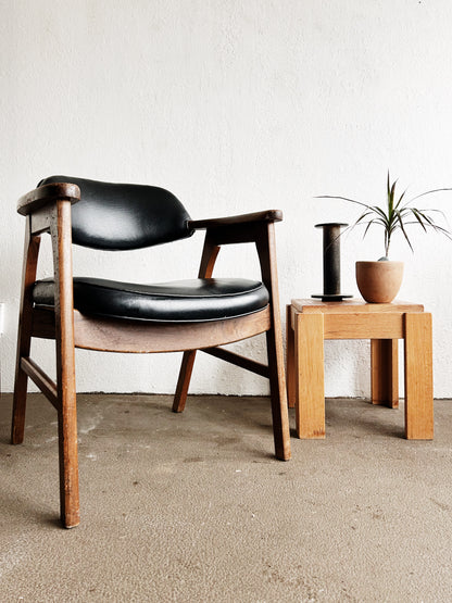 Vintage Gunlocke Style Chair