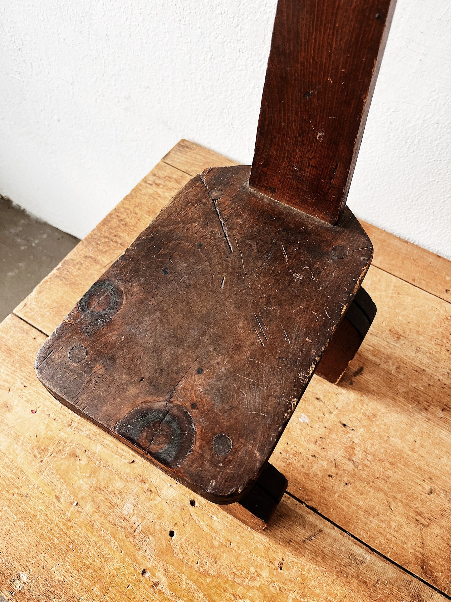 Antique Shaker Keyhole Stool