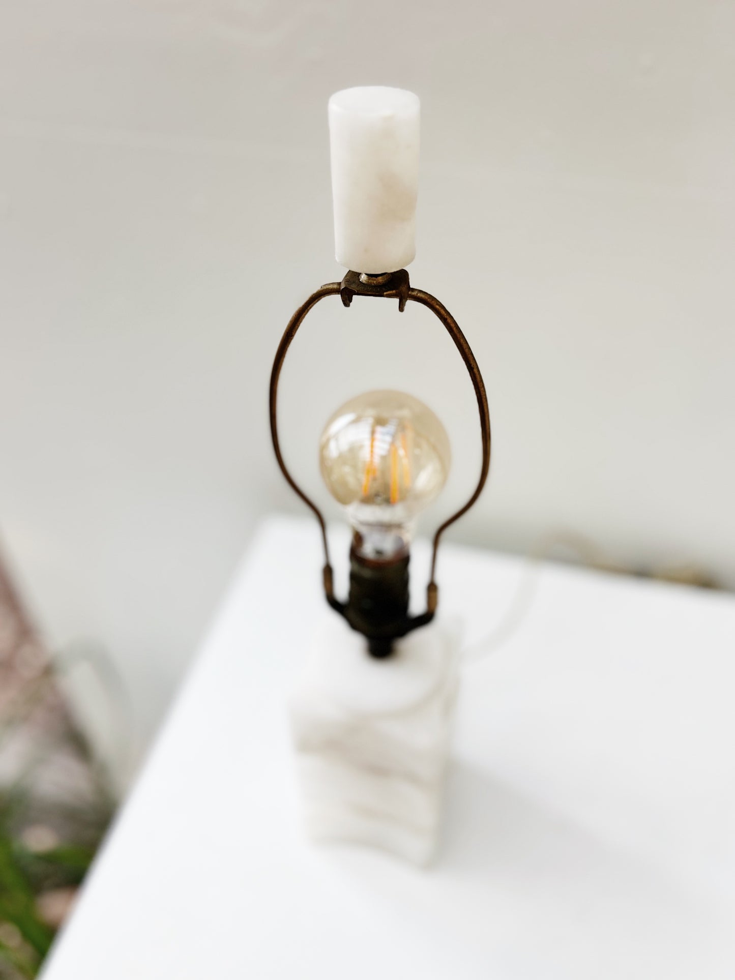 Deco Era Marble Cube Lamp