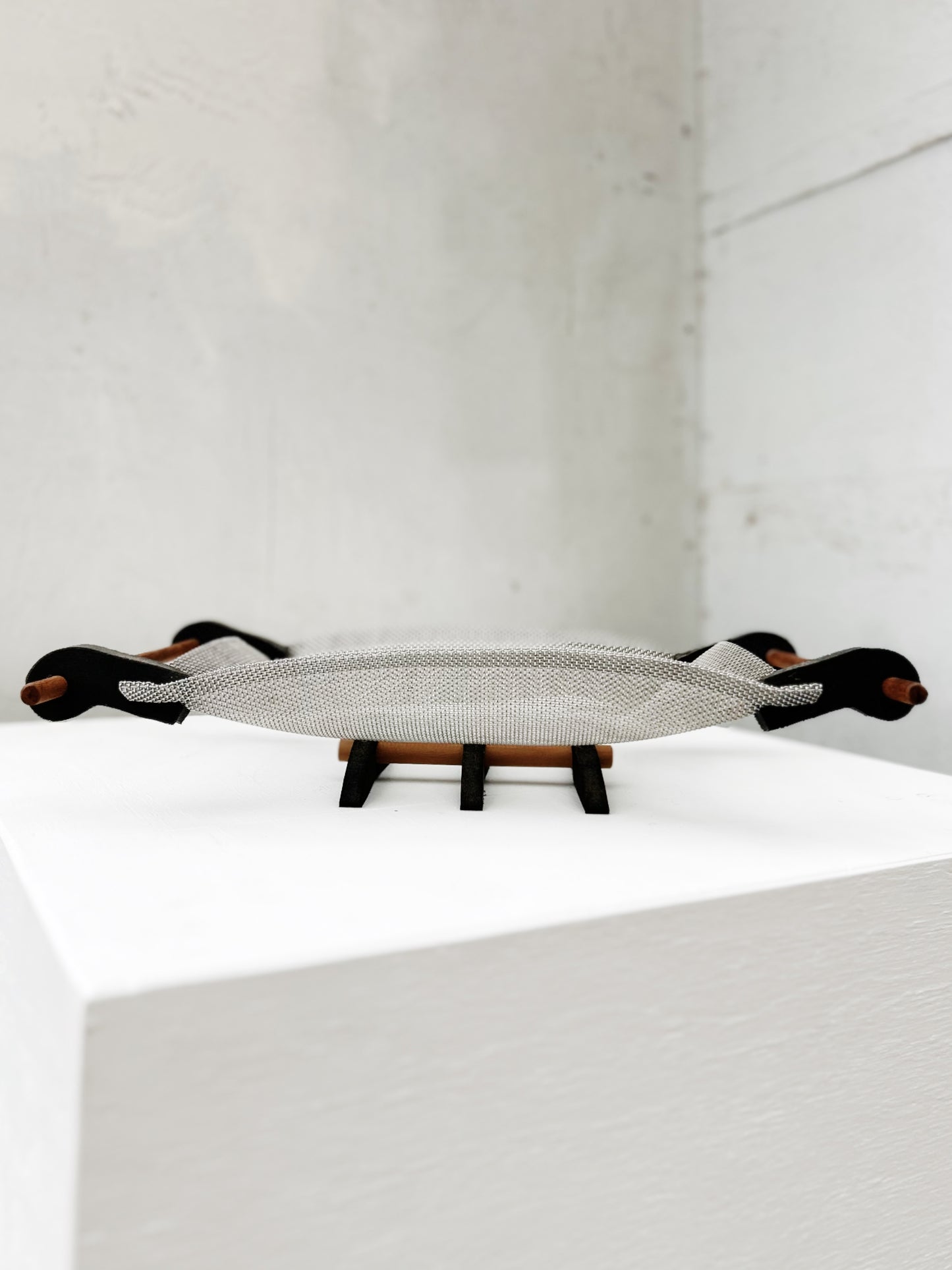 Art Moderne Mesh Basket