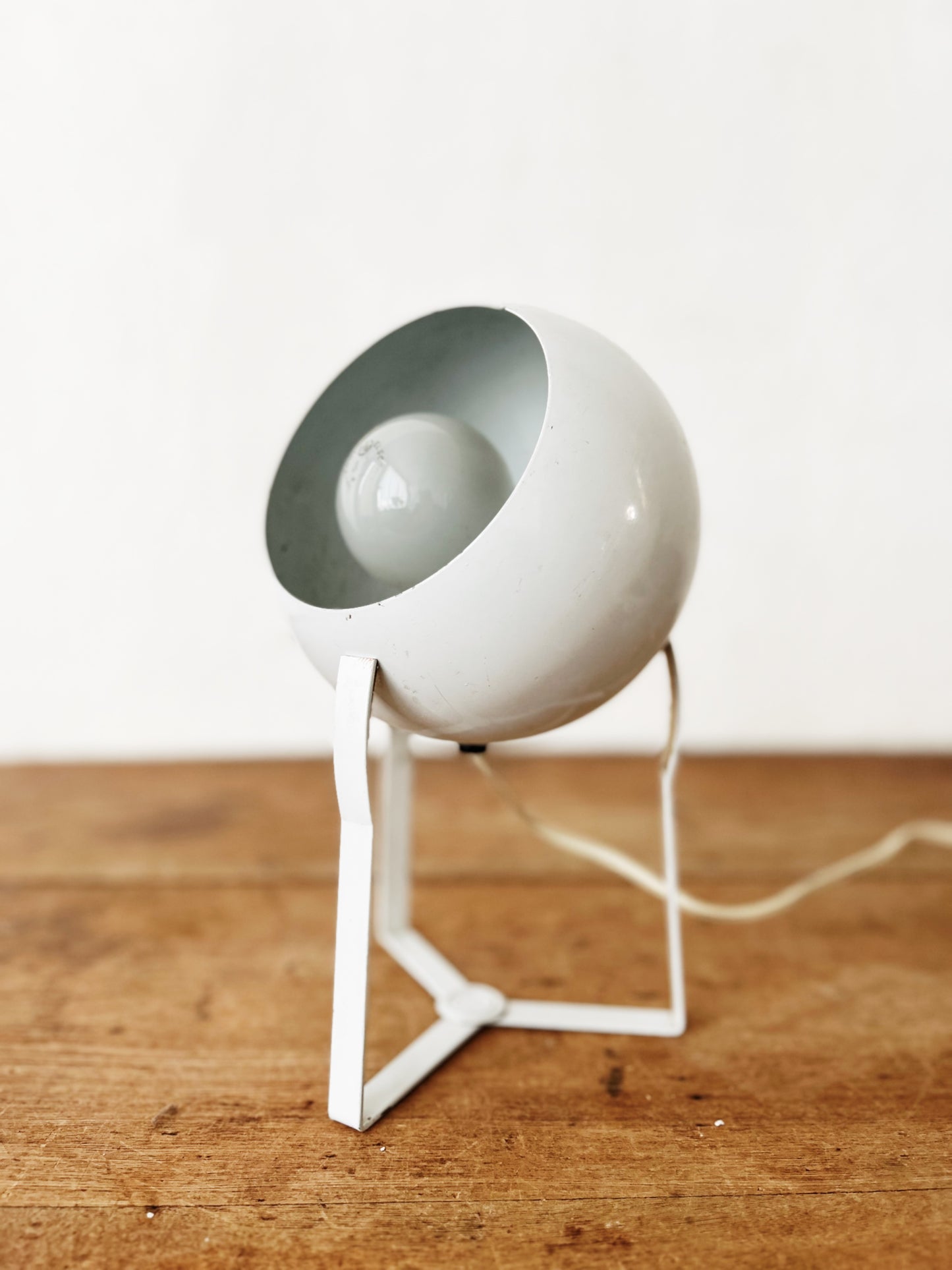 Vintage Eyeball Lamp
