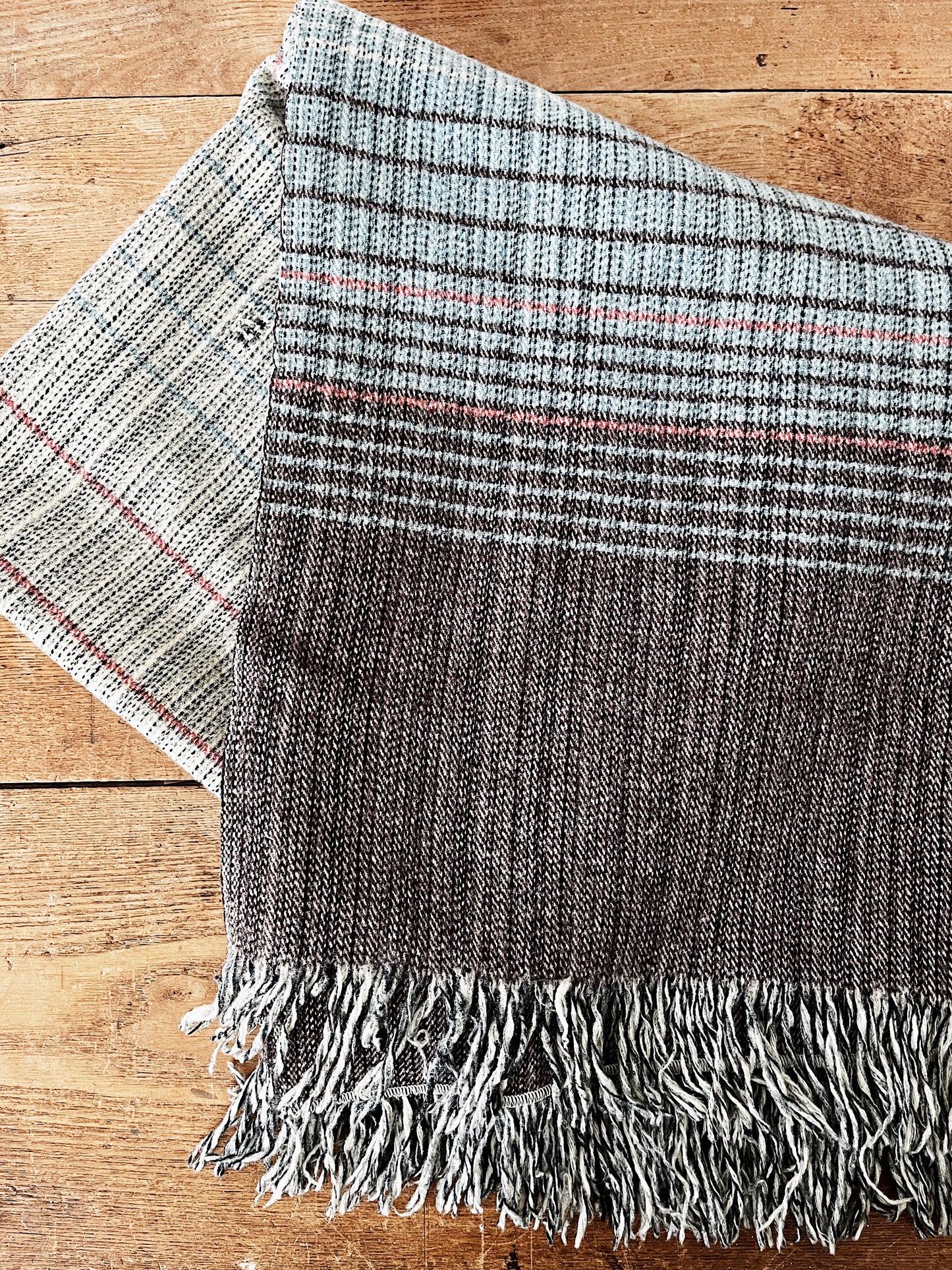 Vintage Lightweight Throw