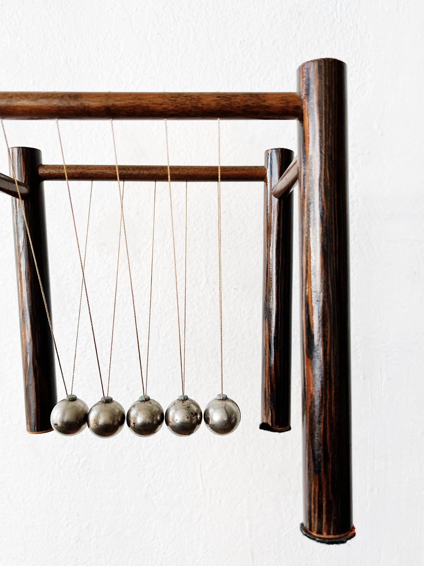 Vintage Newton’s Cradle