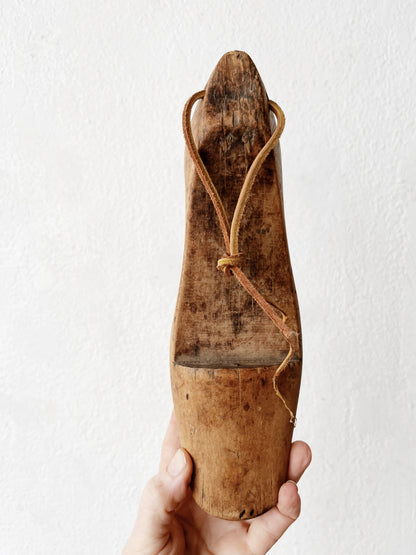 Antique Cobbler’s Form