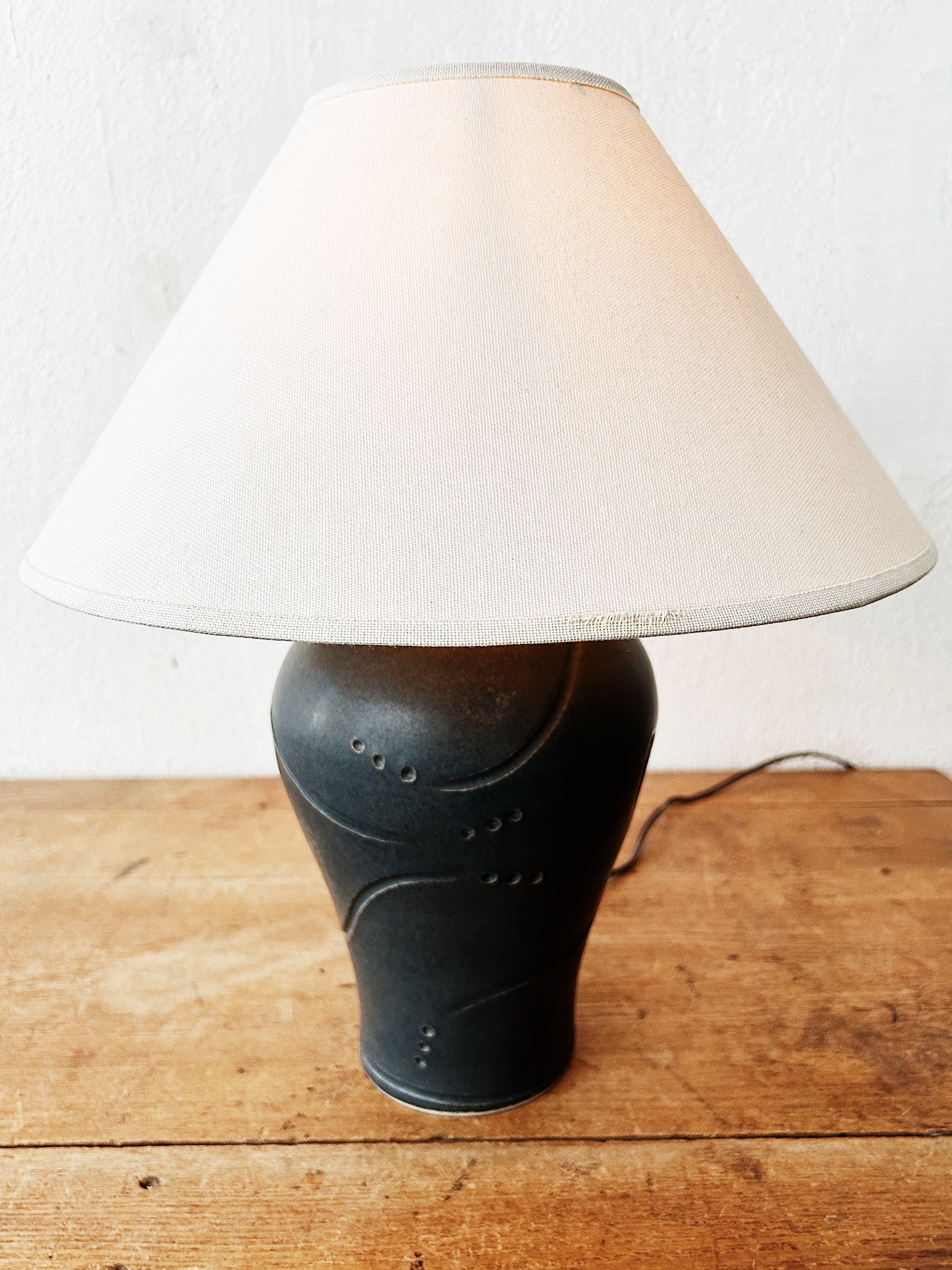Handmade Pottery Lamp with Shade - Thumbnail 3