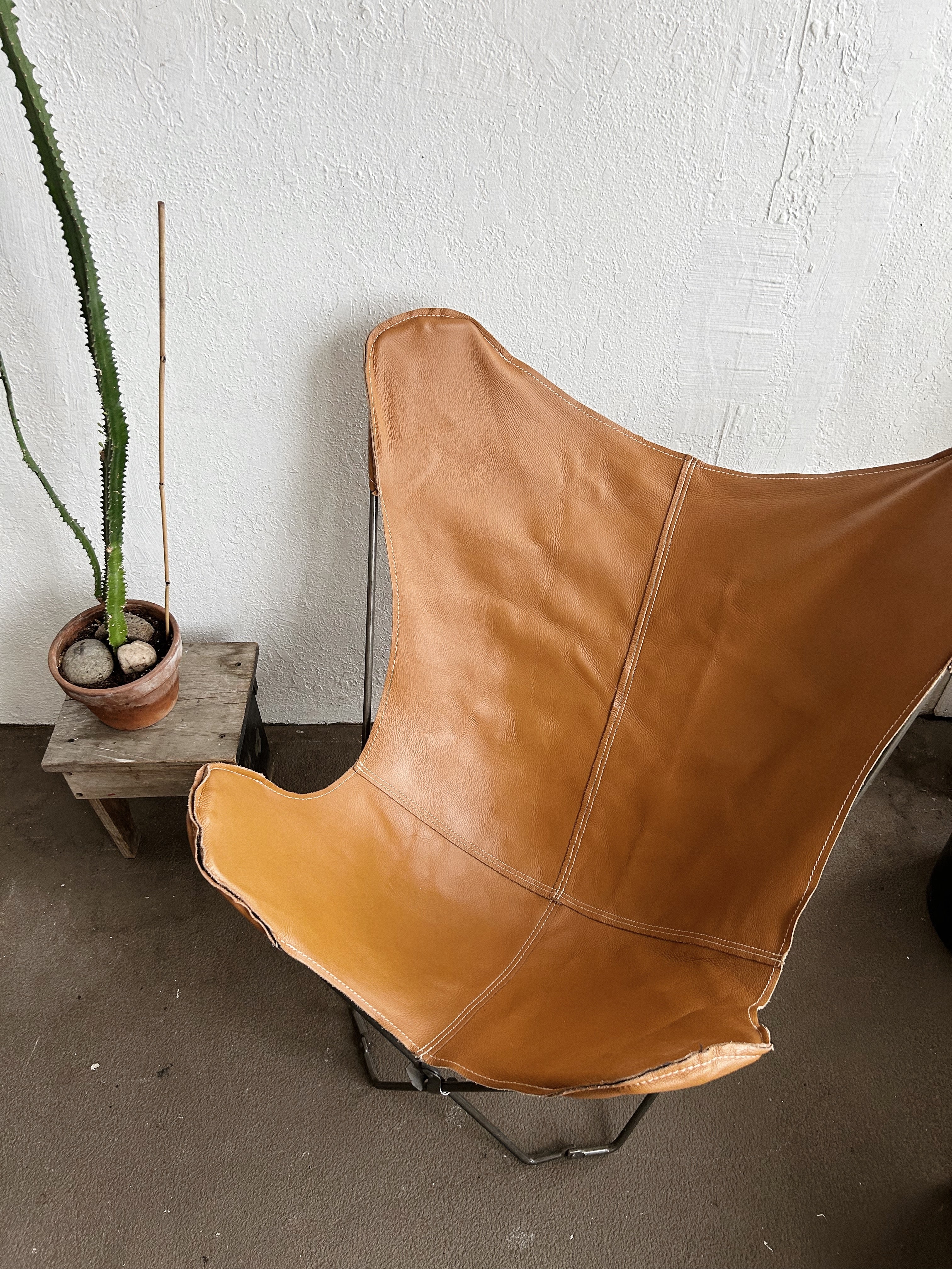 Contemporary Leather Butterfly Chair