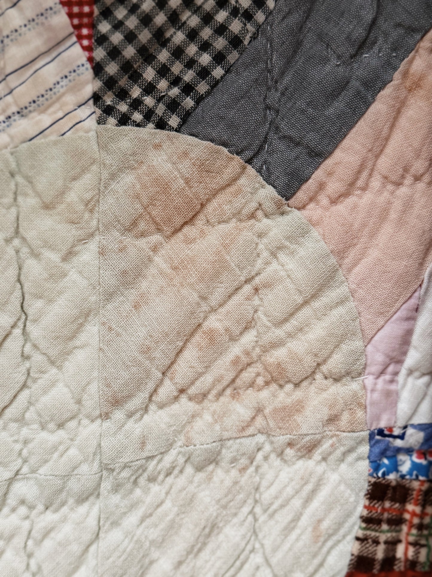 Vintage Deco Era Quilt