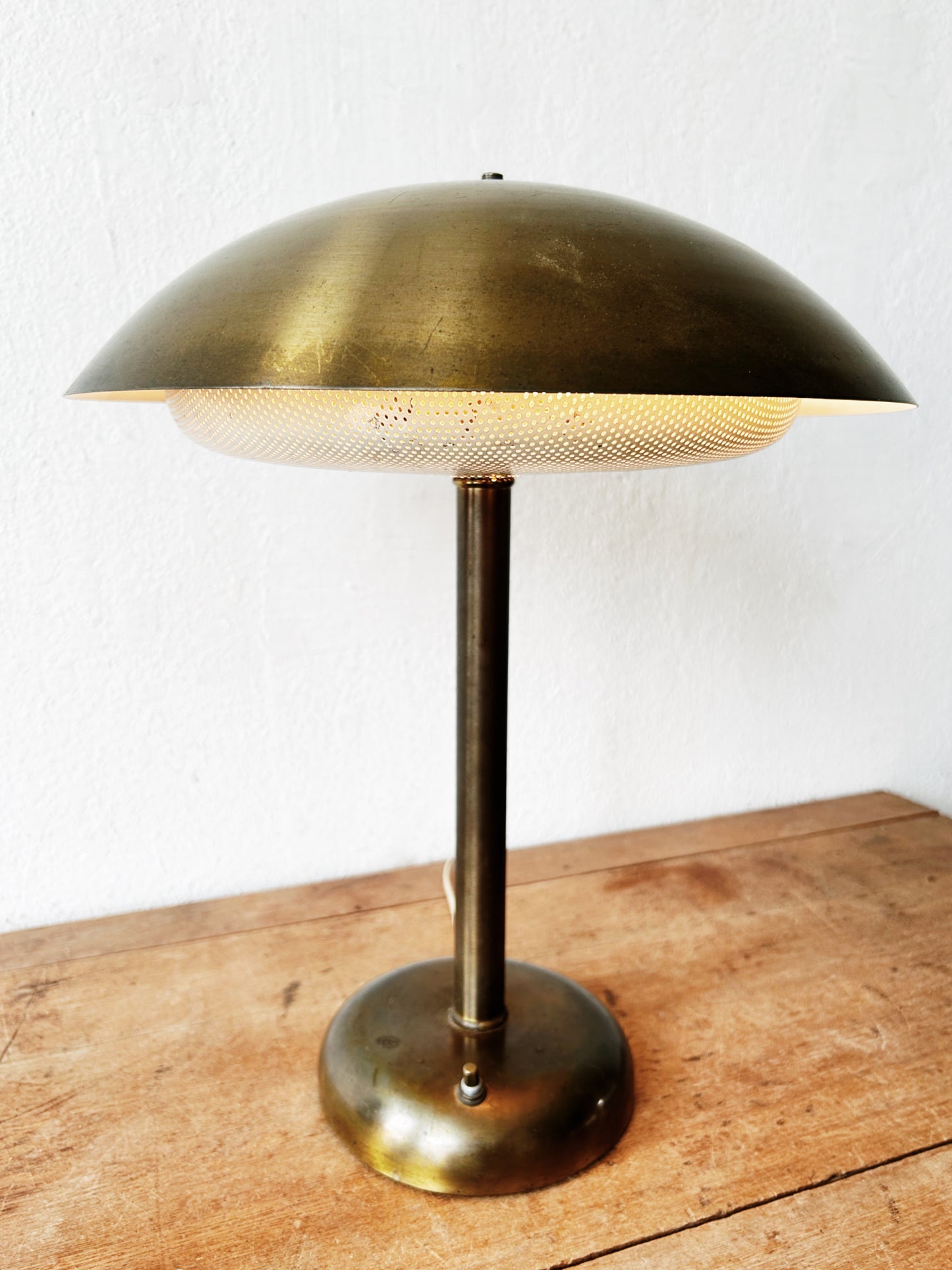 Mid Century Bauhaus Style Lamp