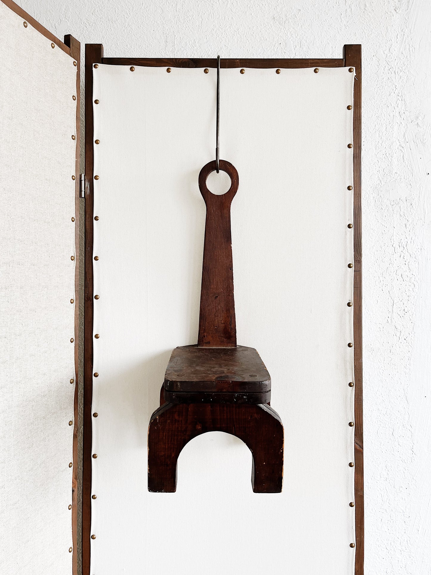 Antique Shaker Keyhole Stool