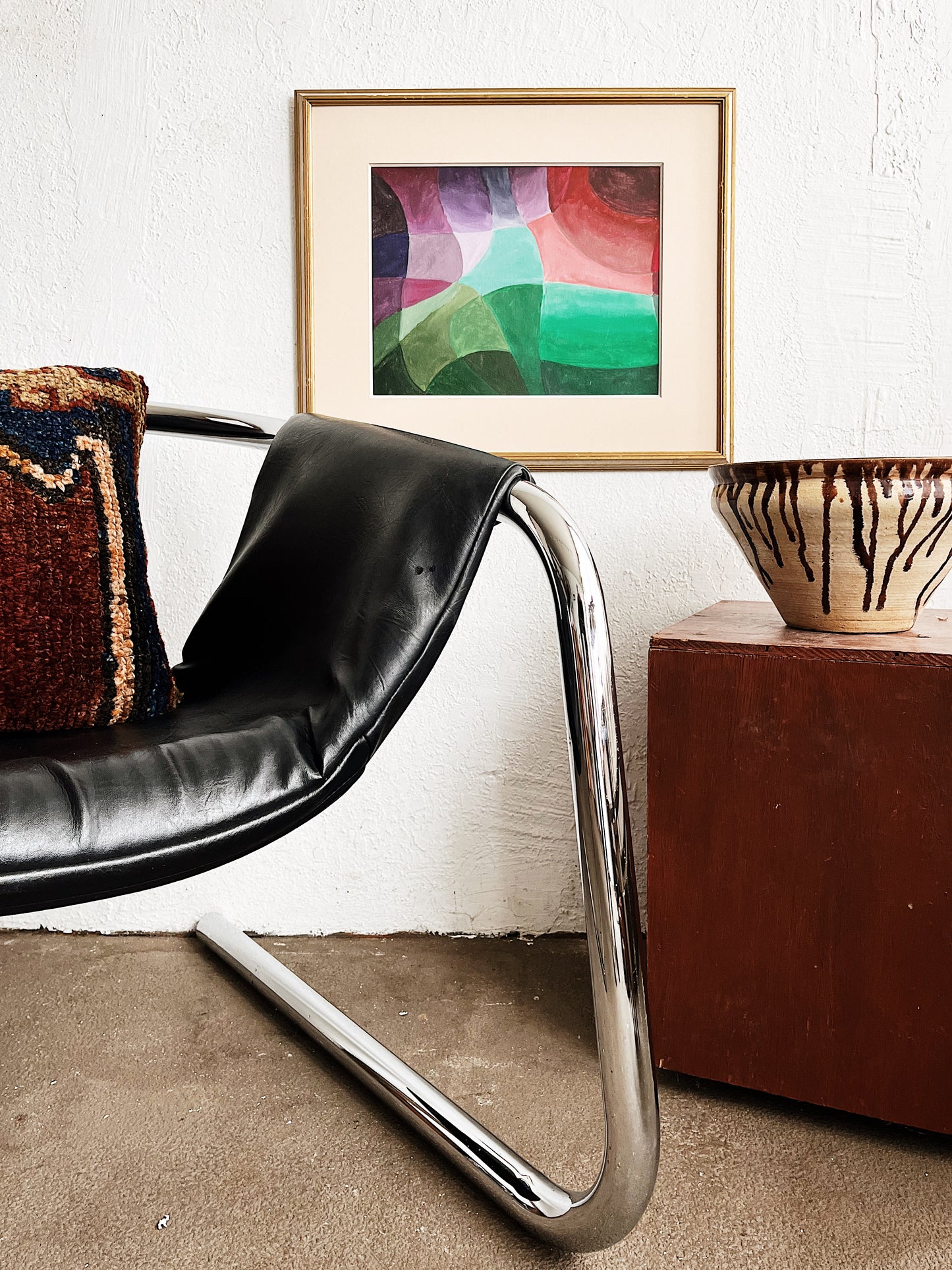 Post Mod Vecta Zernatt Cantilevered Chair