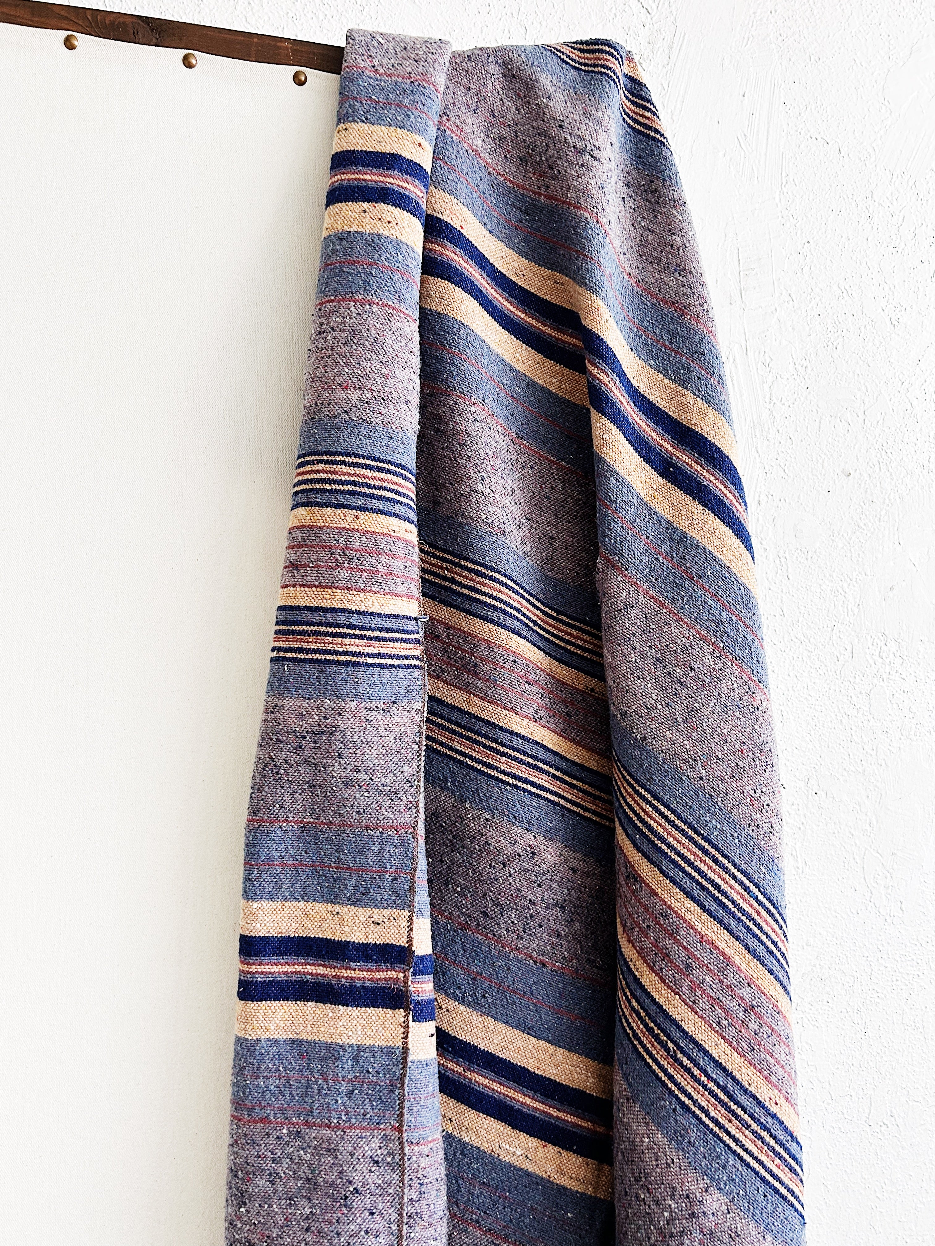 Vintage Woven Blanket - Thumbnail 2