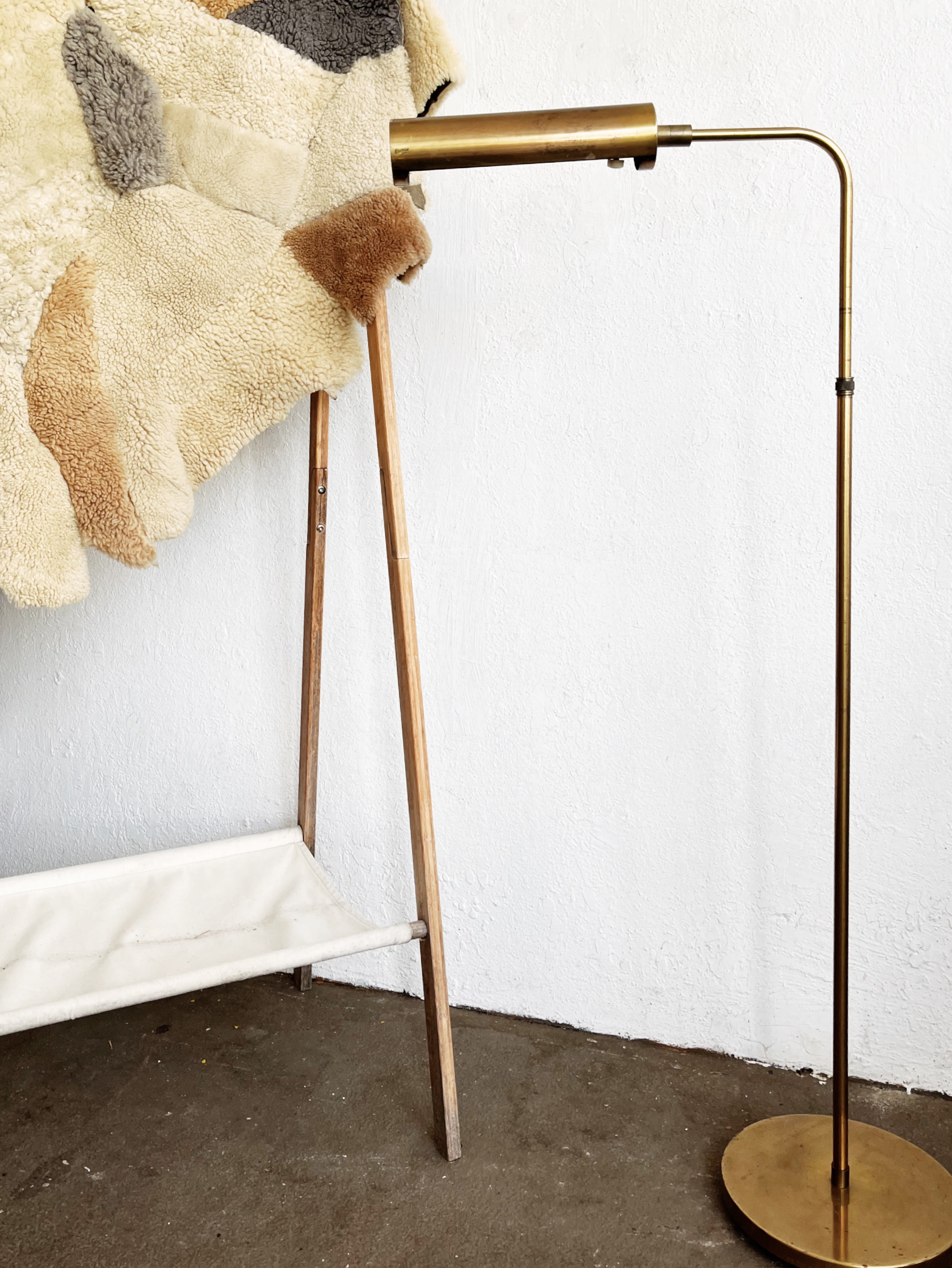 Vintage Minimalist Brass Floor Lamp - Thumbnail 2
