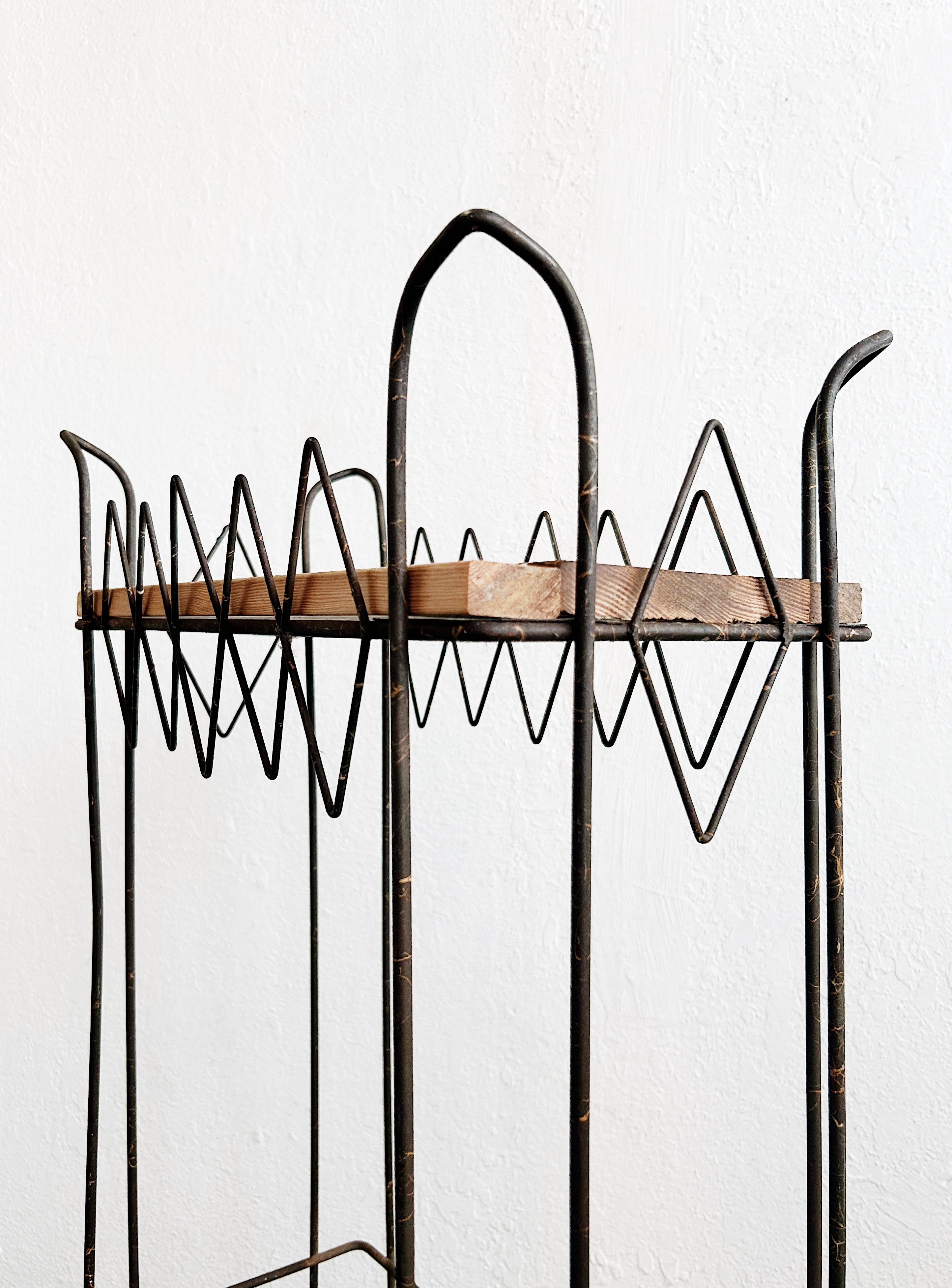 Victorian Era Iron Plant Stand or Bar - Thumbnail 2