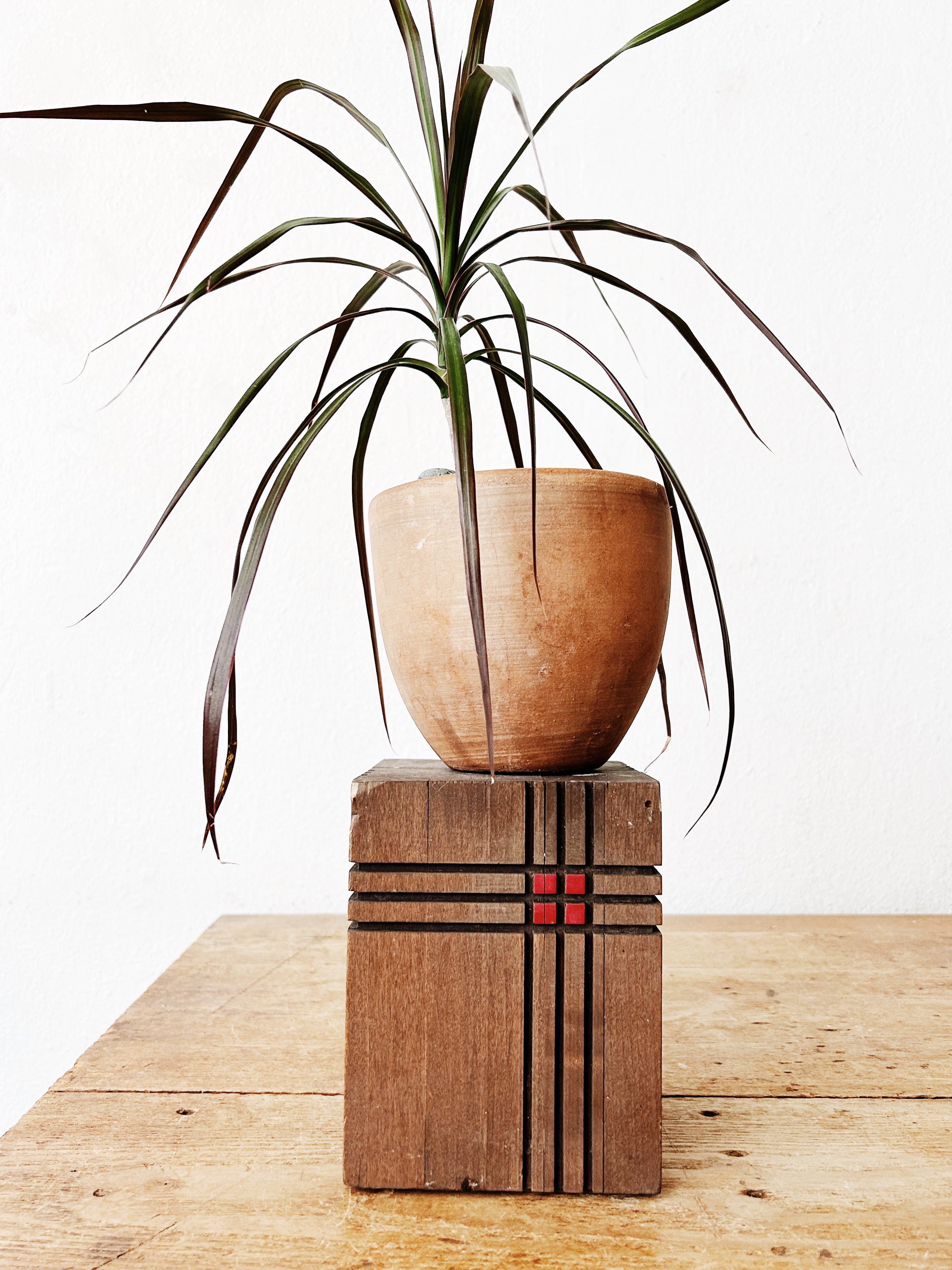 Vintage Handmade Wood Pedestal - Thumbnail 4