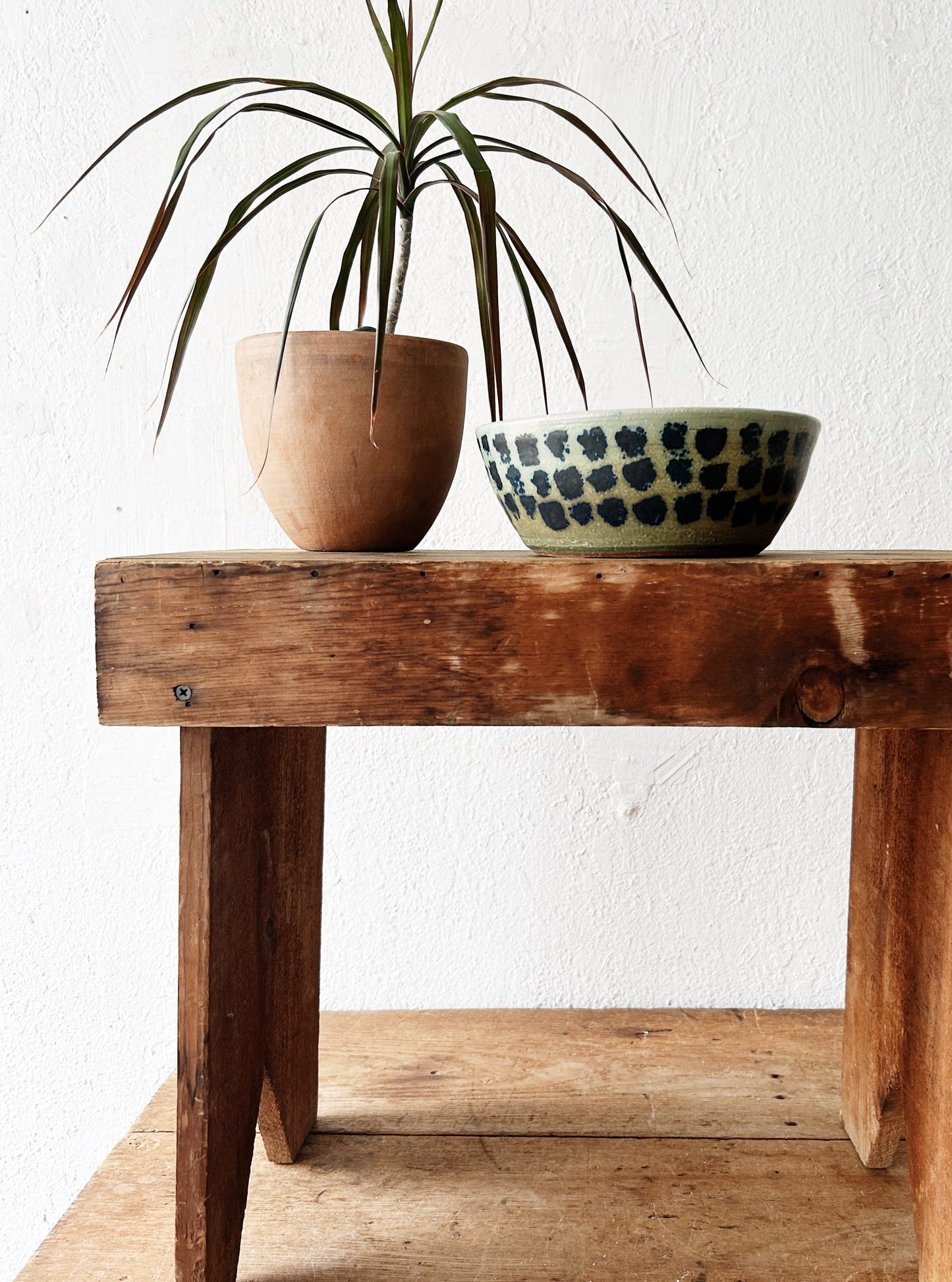 Primitive Saw Tooth Stool