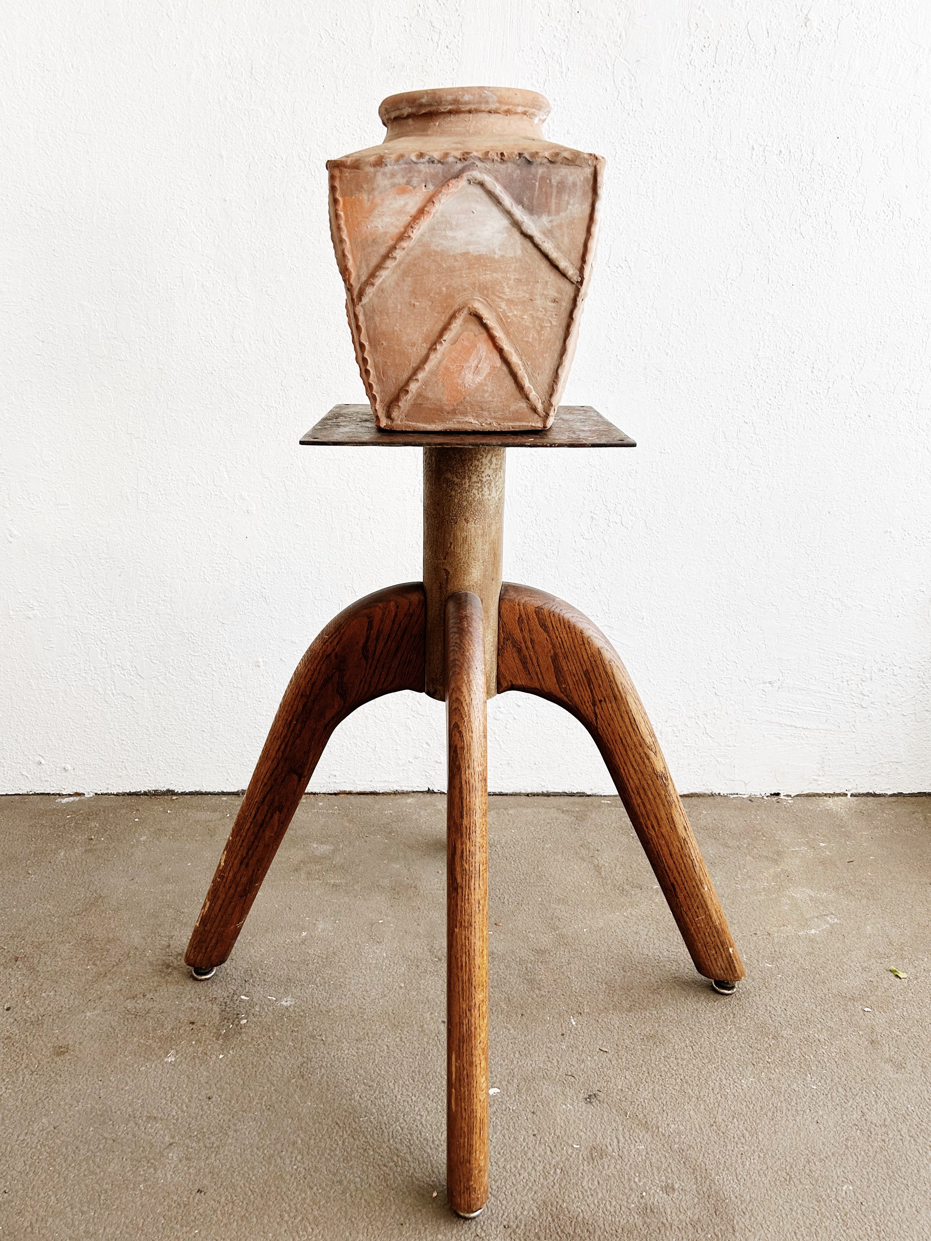 Antique Table Base - Thumbnail 3