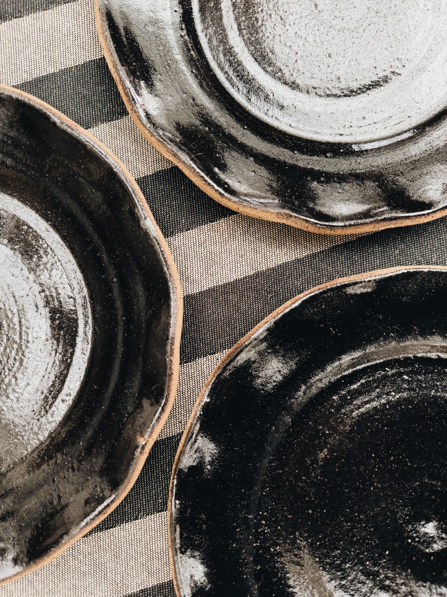Handmade Ruffle Edge Plate Set