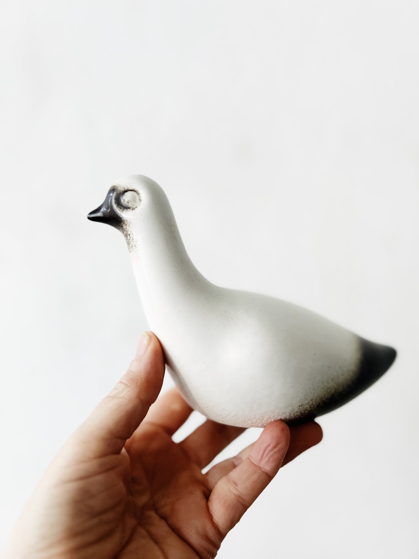 Mid Century Howard Pierce Porcelain Dove