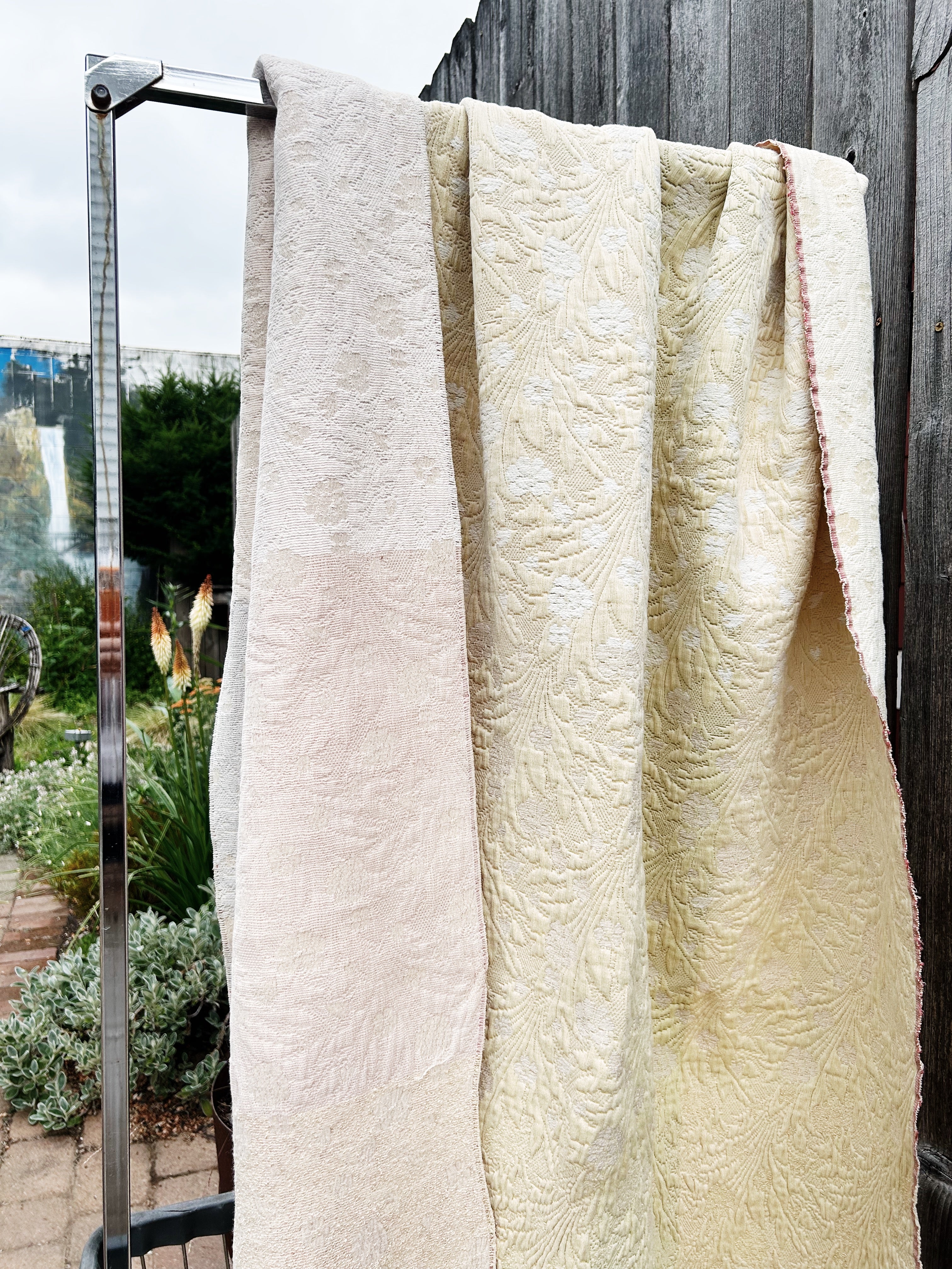 Vintage Cotton Matelasse Throw - Thumbnail 5