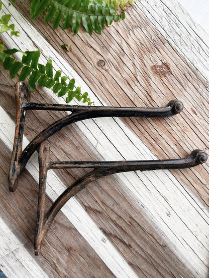 Antique Cast Iron Shelf Brackets