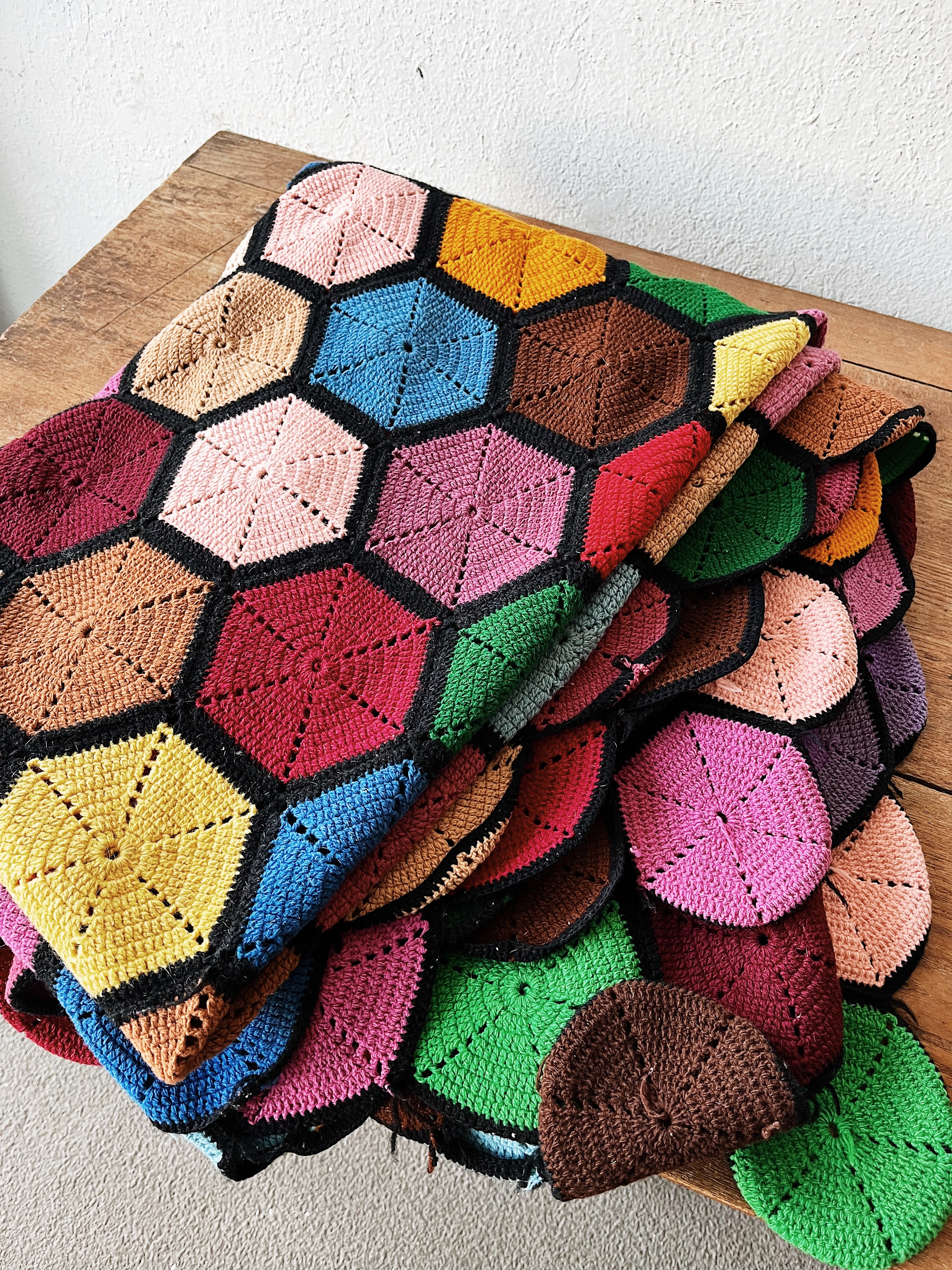 Maven Collective Crocheted Blanket - Thumbnail 2