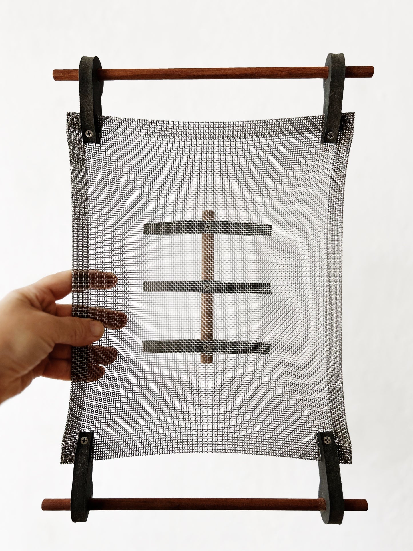 Art Moderne Mesh Basket